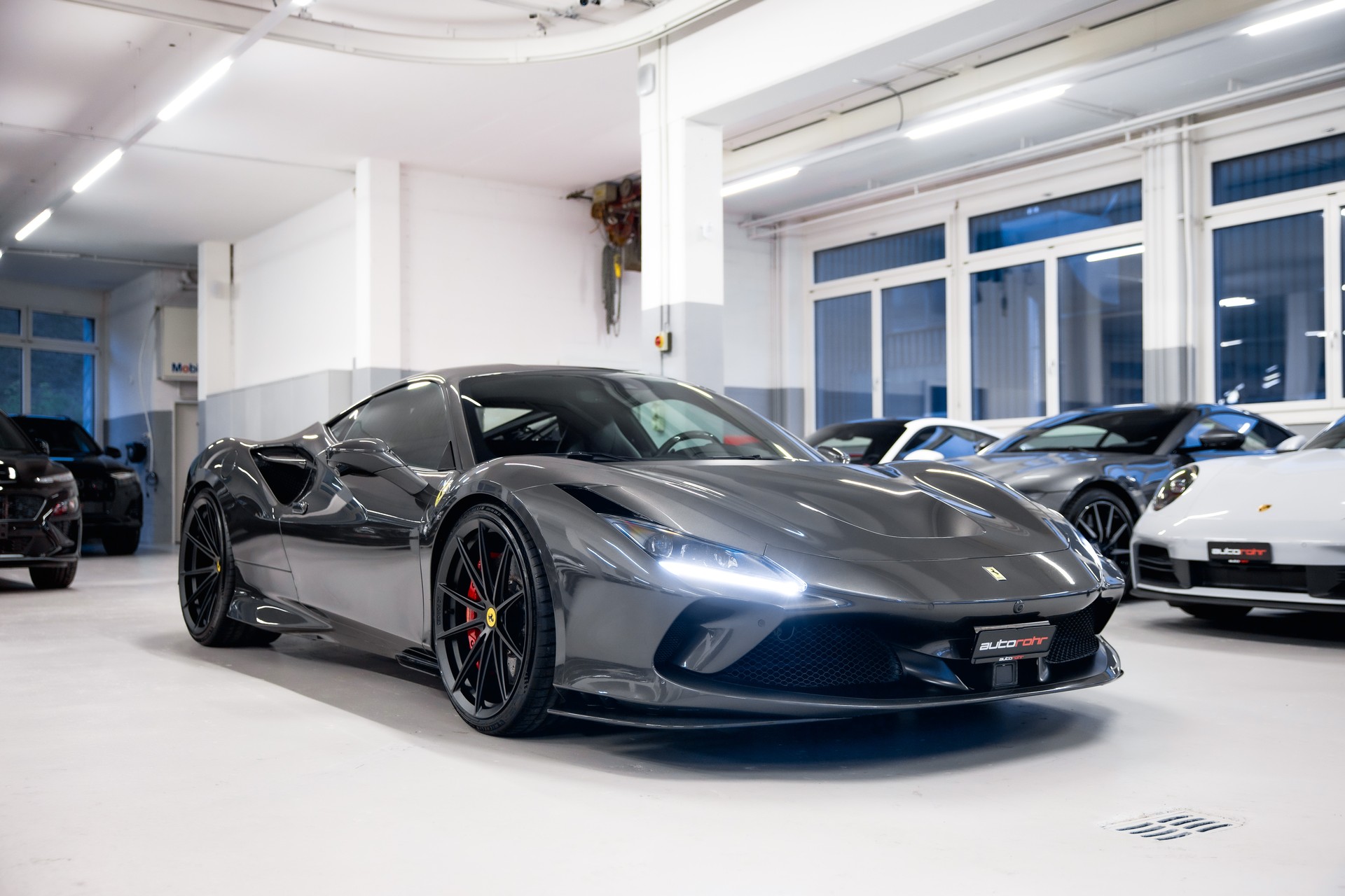 FERRARI F8 Tributo *Novitec*-showroom-element-3