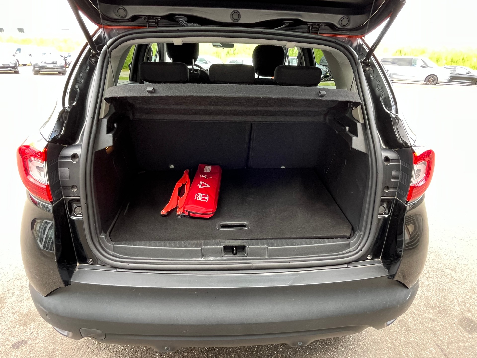 RENAULT Captur 0.9 12V Privilège+++AB MFK12.2025+++-image-7