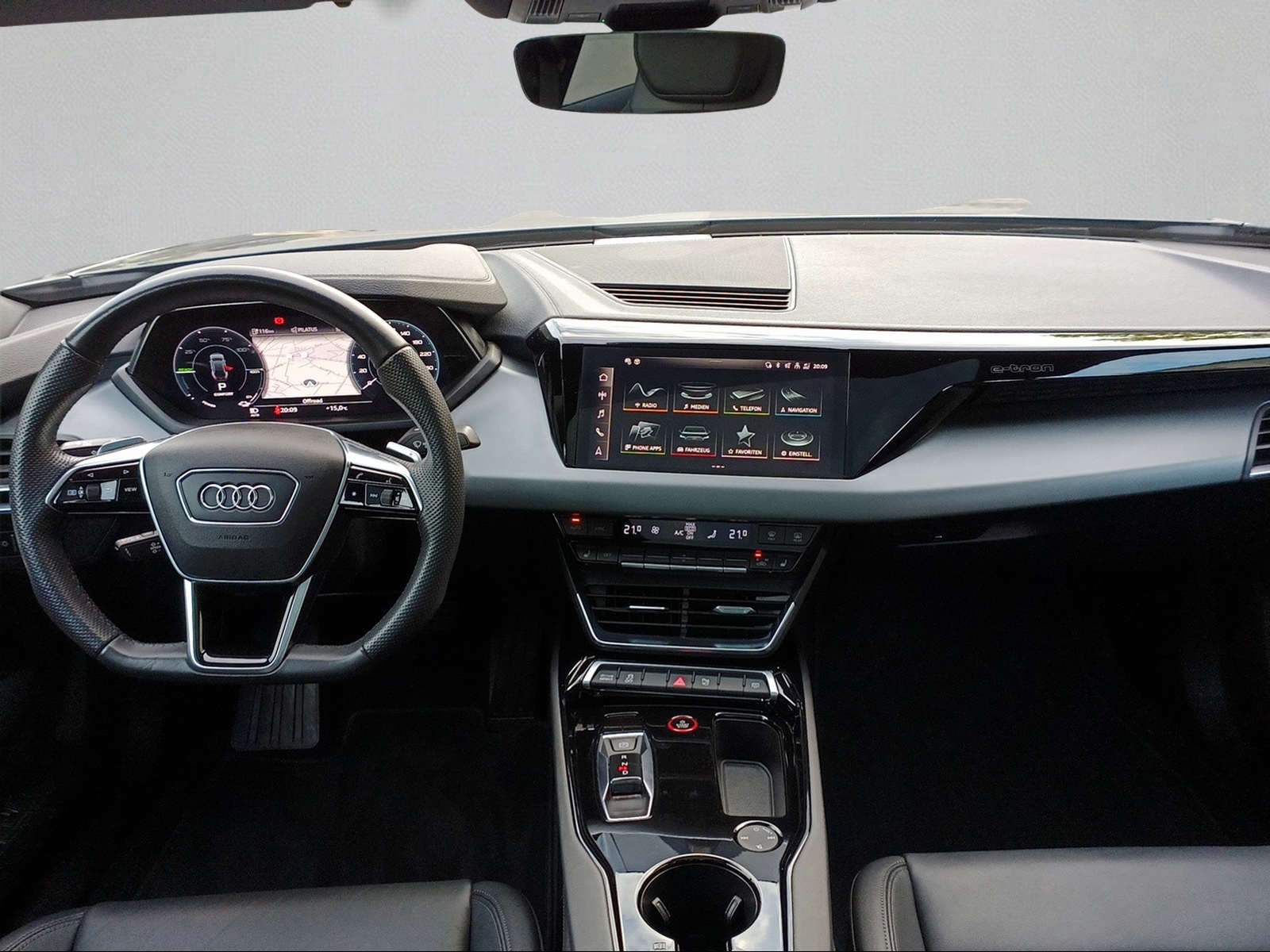 AUDI e-tron GT quattro-image-9
