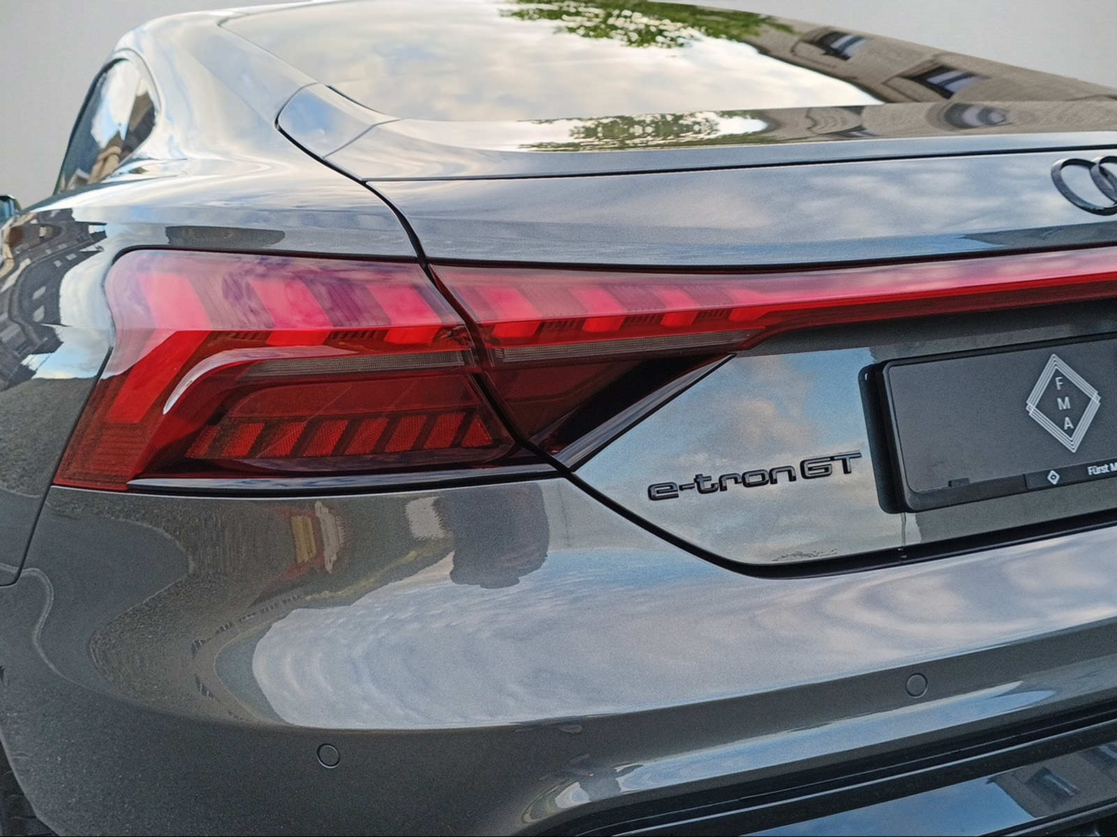 AUDI e-tron GT quattro-image-24