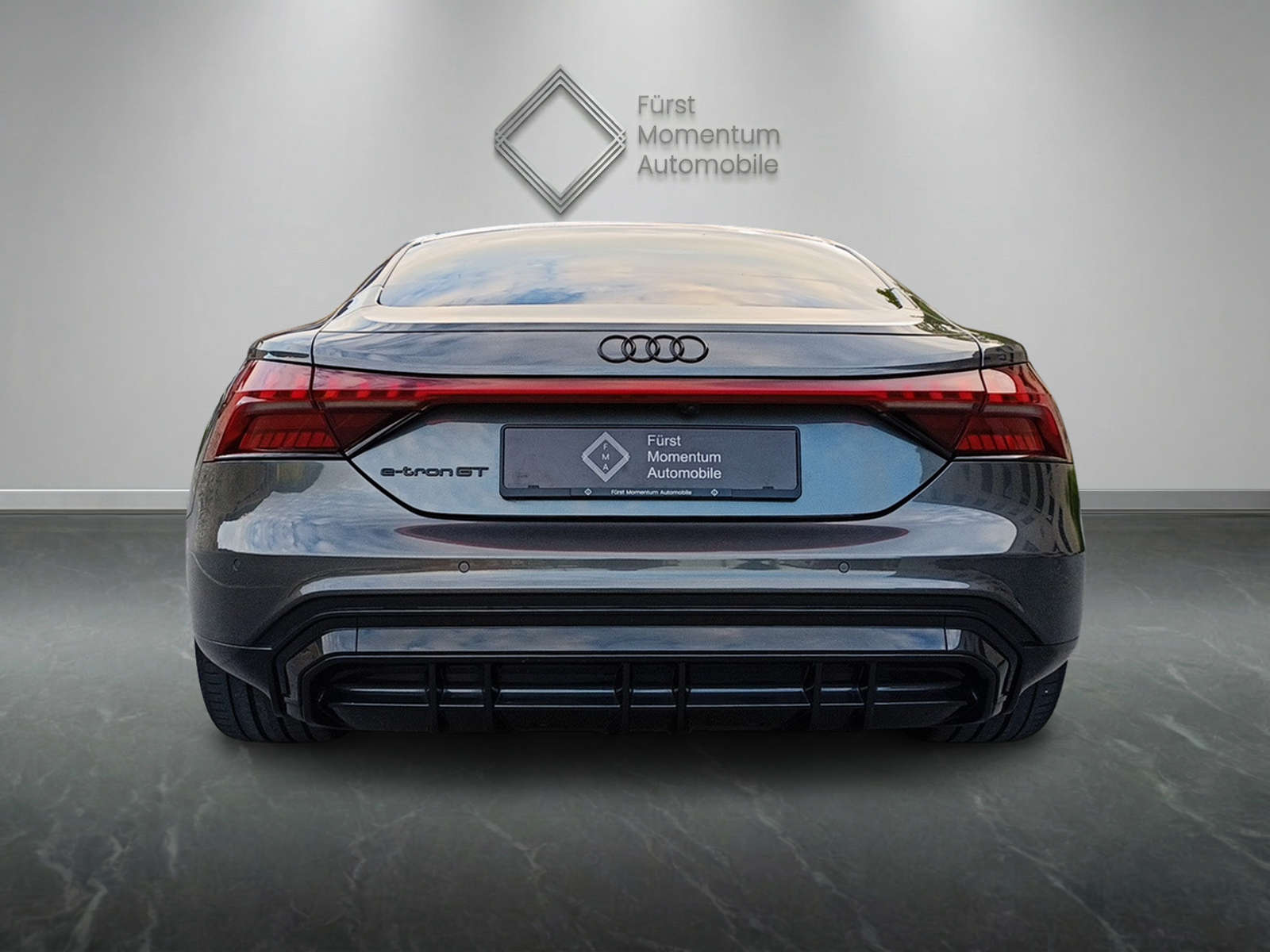 AUDI e-tron GT quattro-image-4