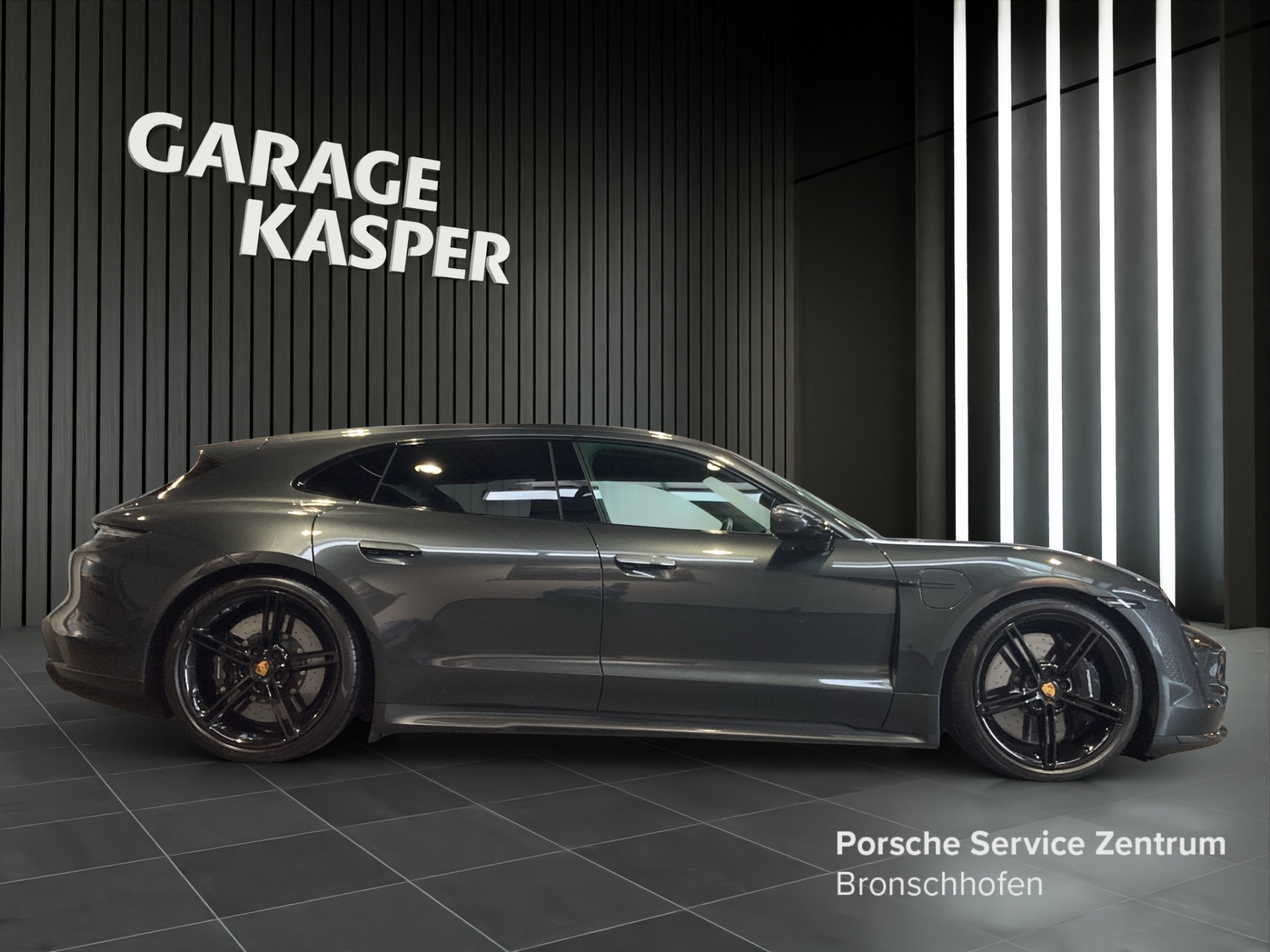 PORSCHE Taycan Turbo S Sport Turismo-image-5