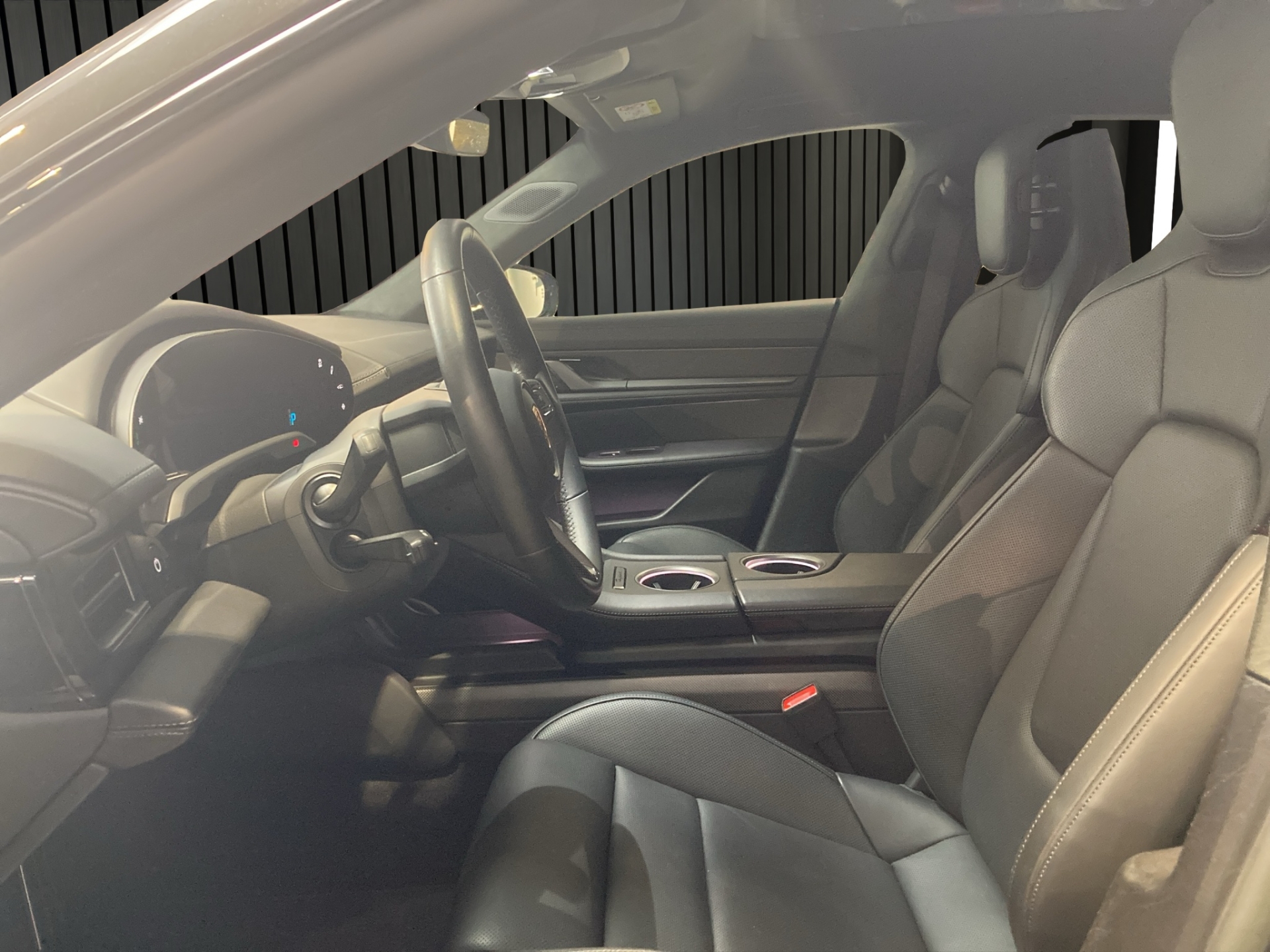 PORSCHE Taycan Turbo S Sport Turismo-image-8