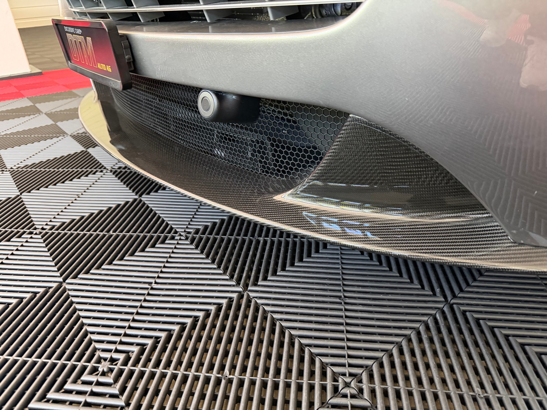 ASTON MARTIN V12 Vantage 5.9 Nr. 77 of 101-showroom-element-1