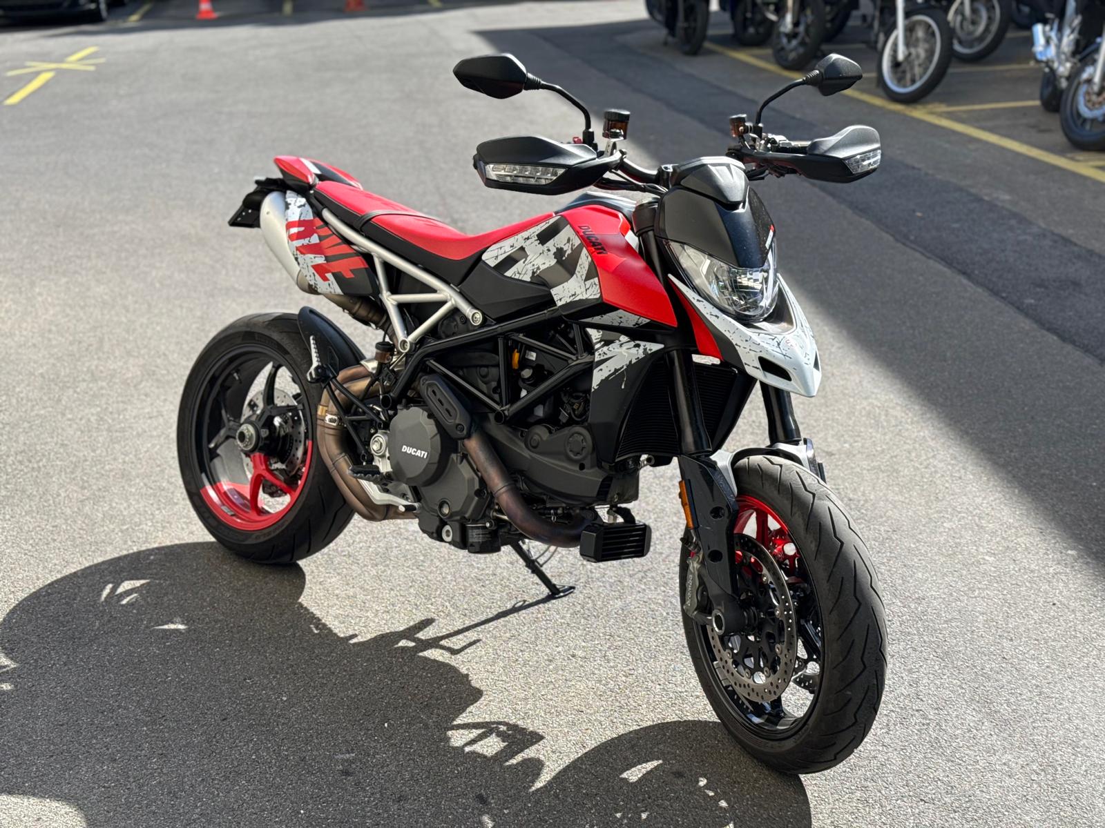 DUCATI Hypermotard 950 RVE-image-1