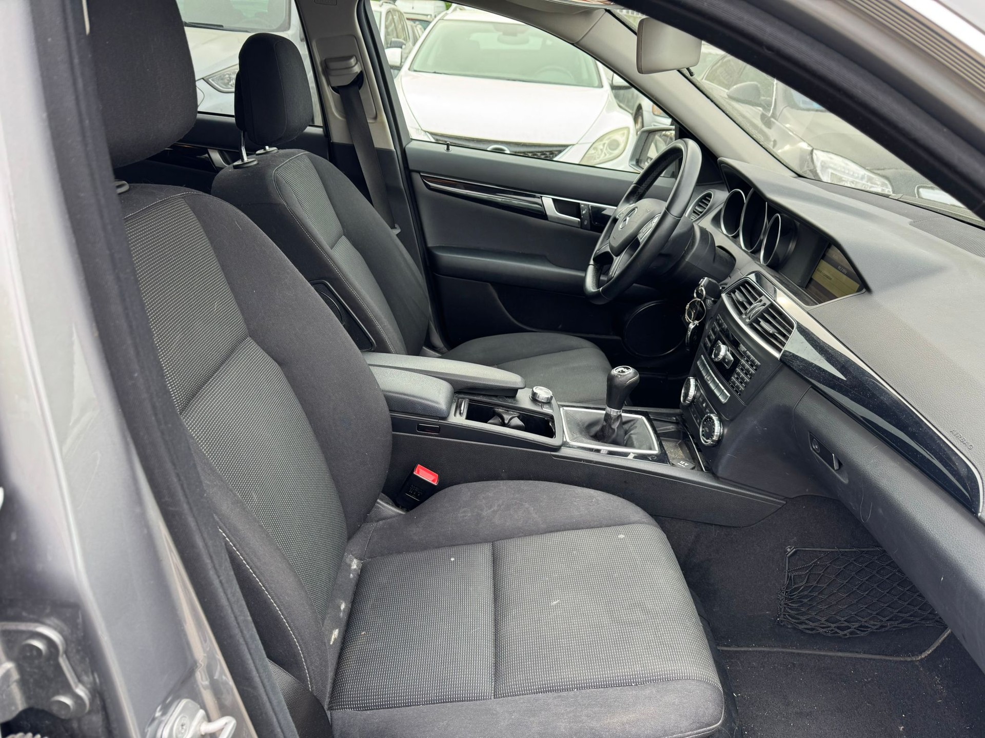 MERCEDES-BENZ C 220 CDI Elégance-image-13