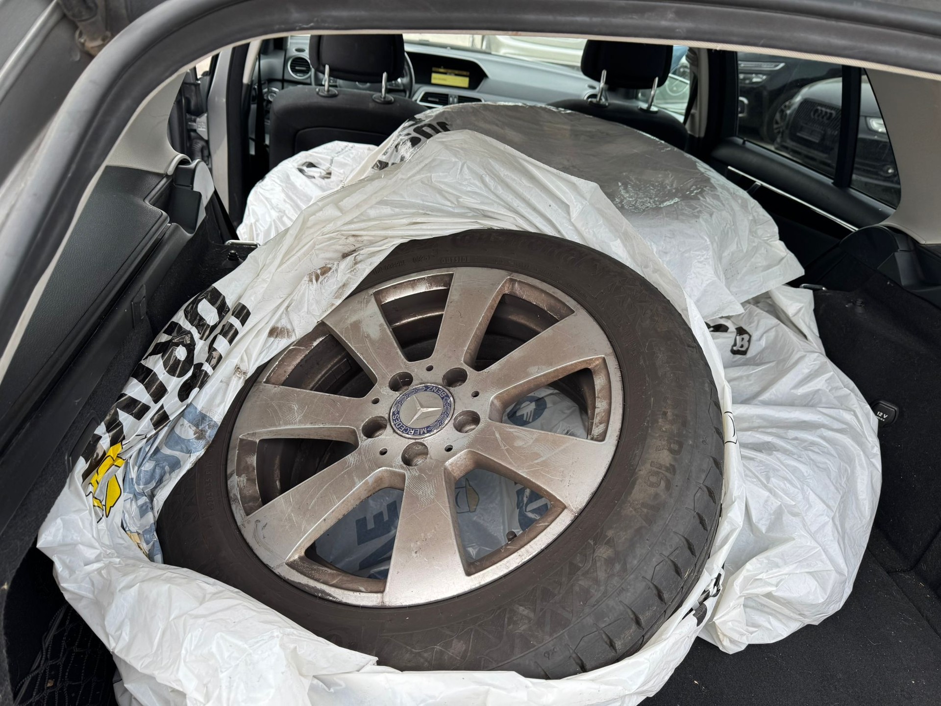 MERCEDES-BENZ C 220 CDI Elégance-image-12
