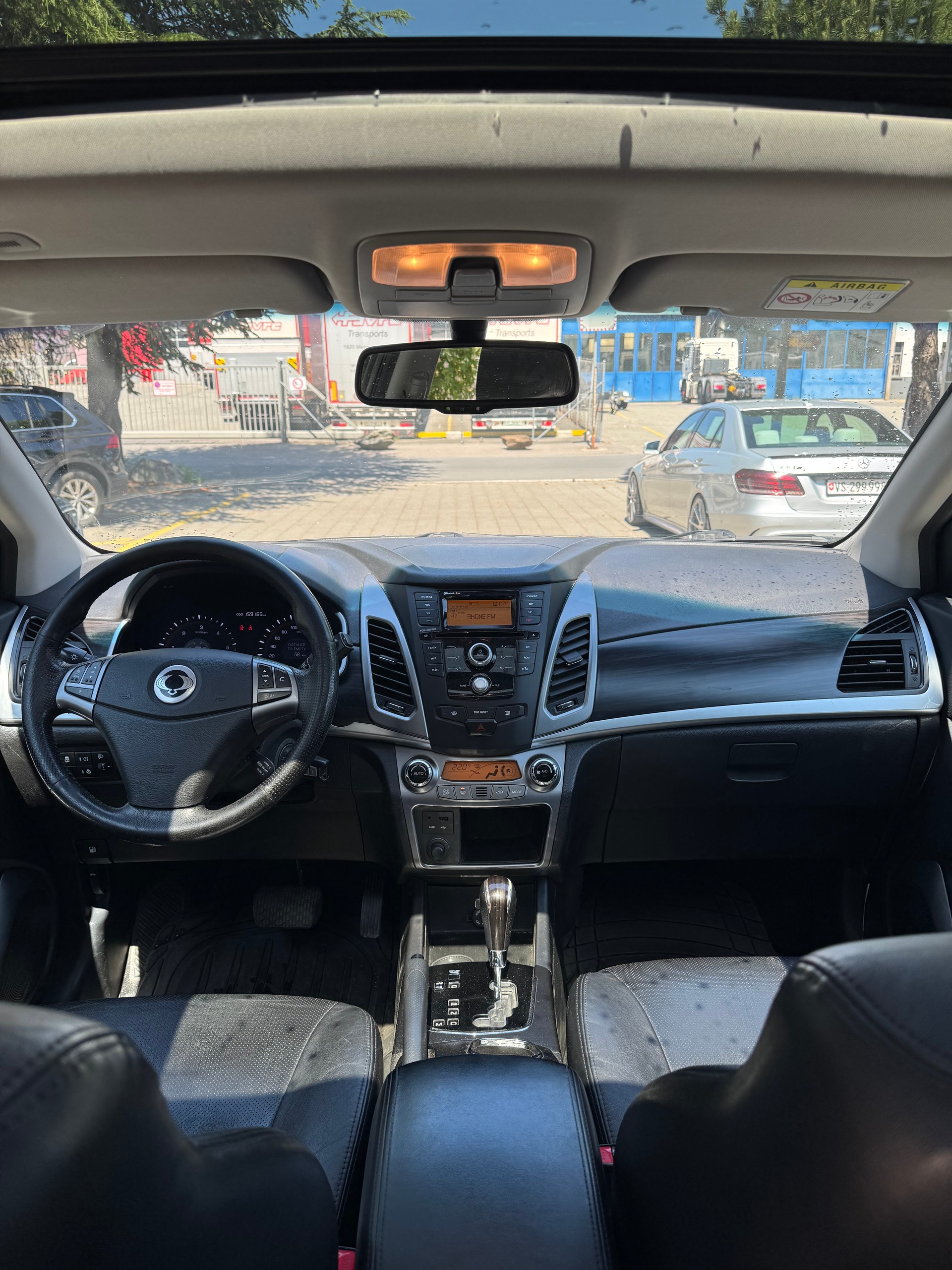 KGM-SsangYong Korando 2.0 e-XDI Quartz 4WD Automatic-image-5