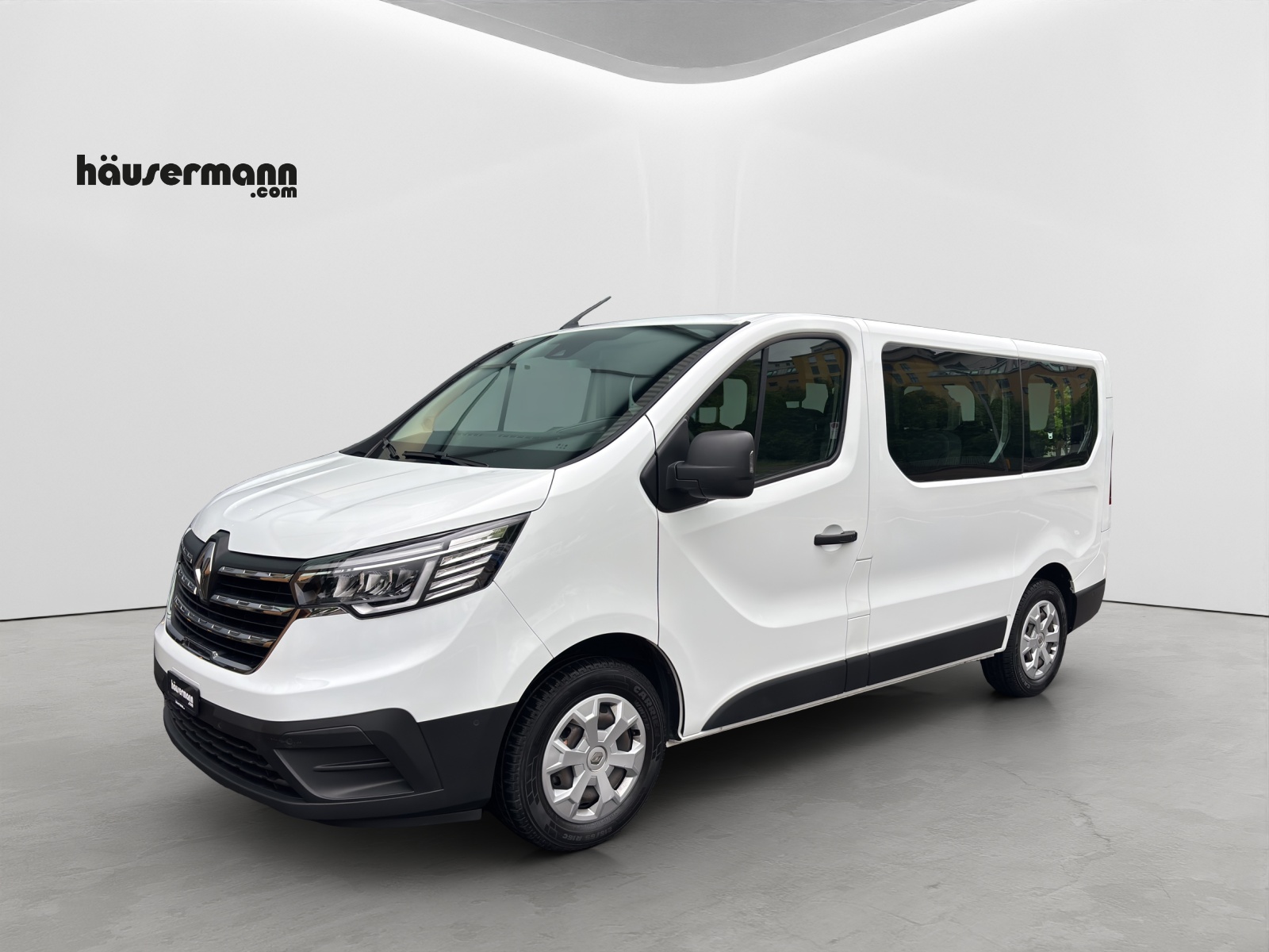 RENAULT Trafic Passenger 2.0 dCi Blue 110 Zen
