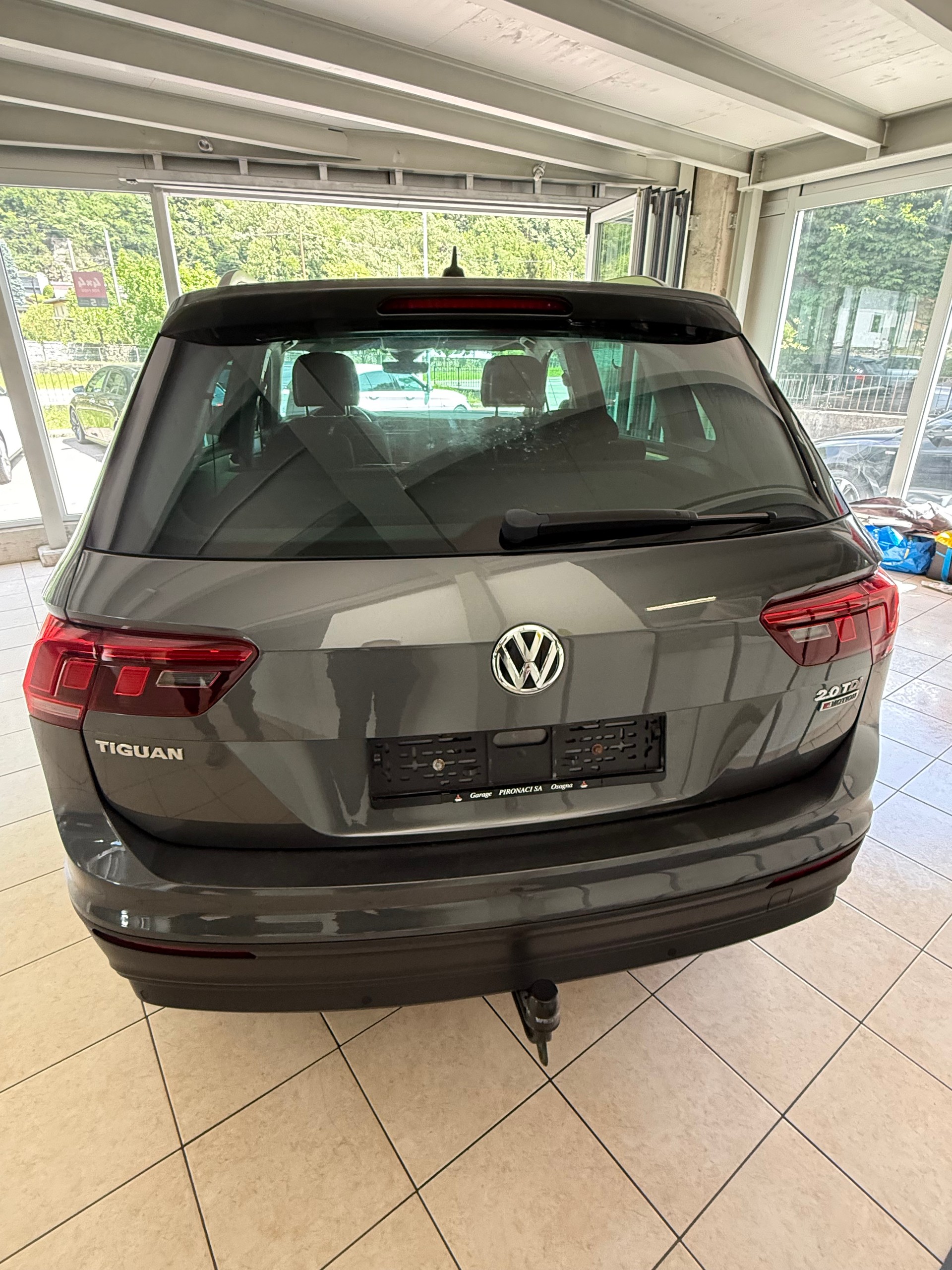 VW Tiguan 2.0 TDI SCR Comfortline 4Motion DSG-image-4