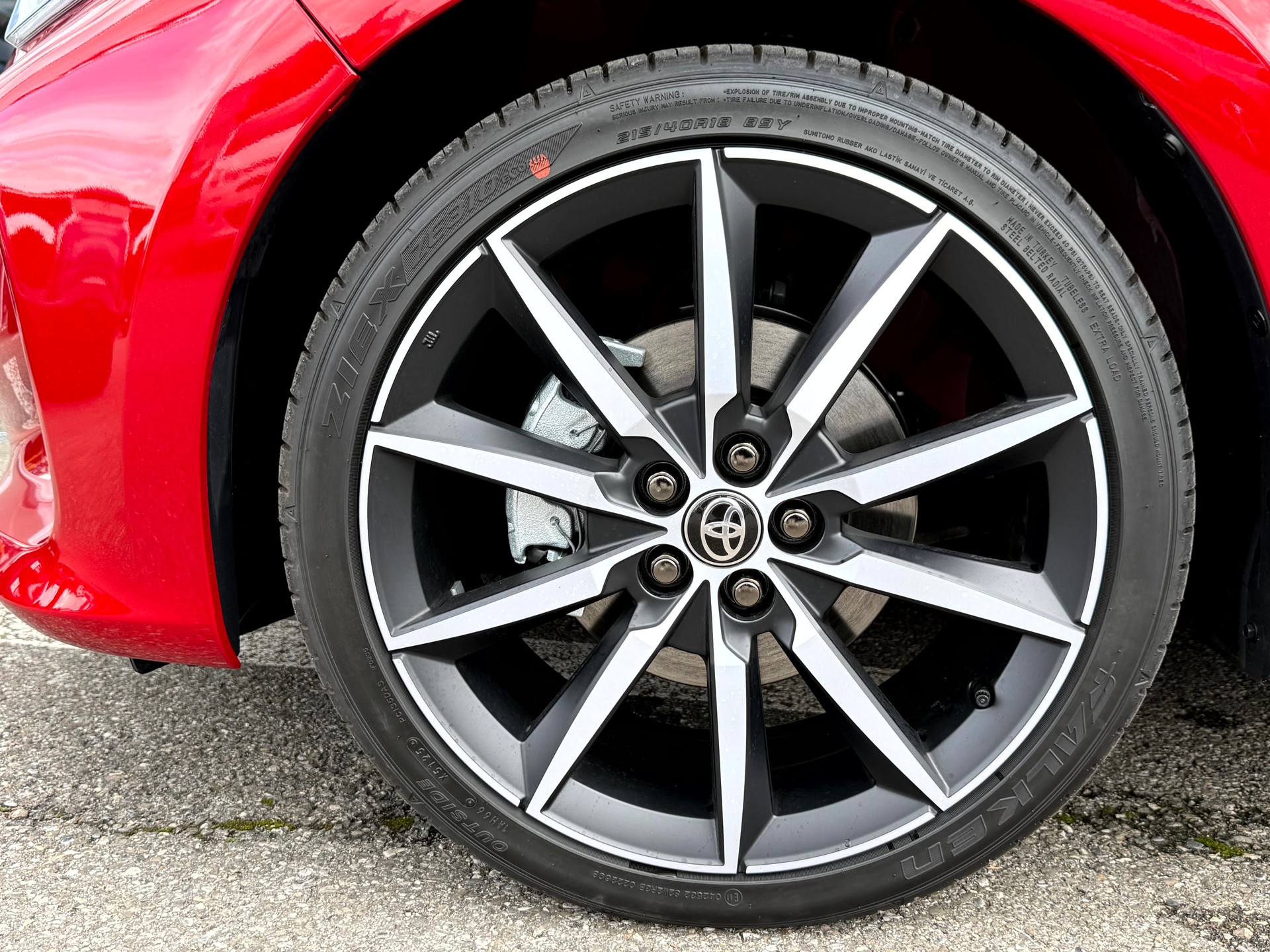 TOYOTA Yaris 1.5 GR Sport e-CVT-image-5
