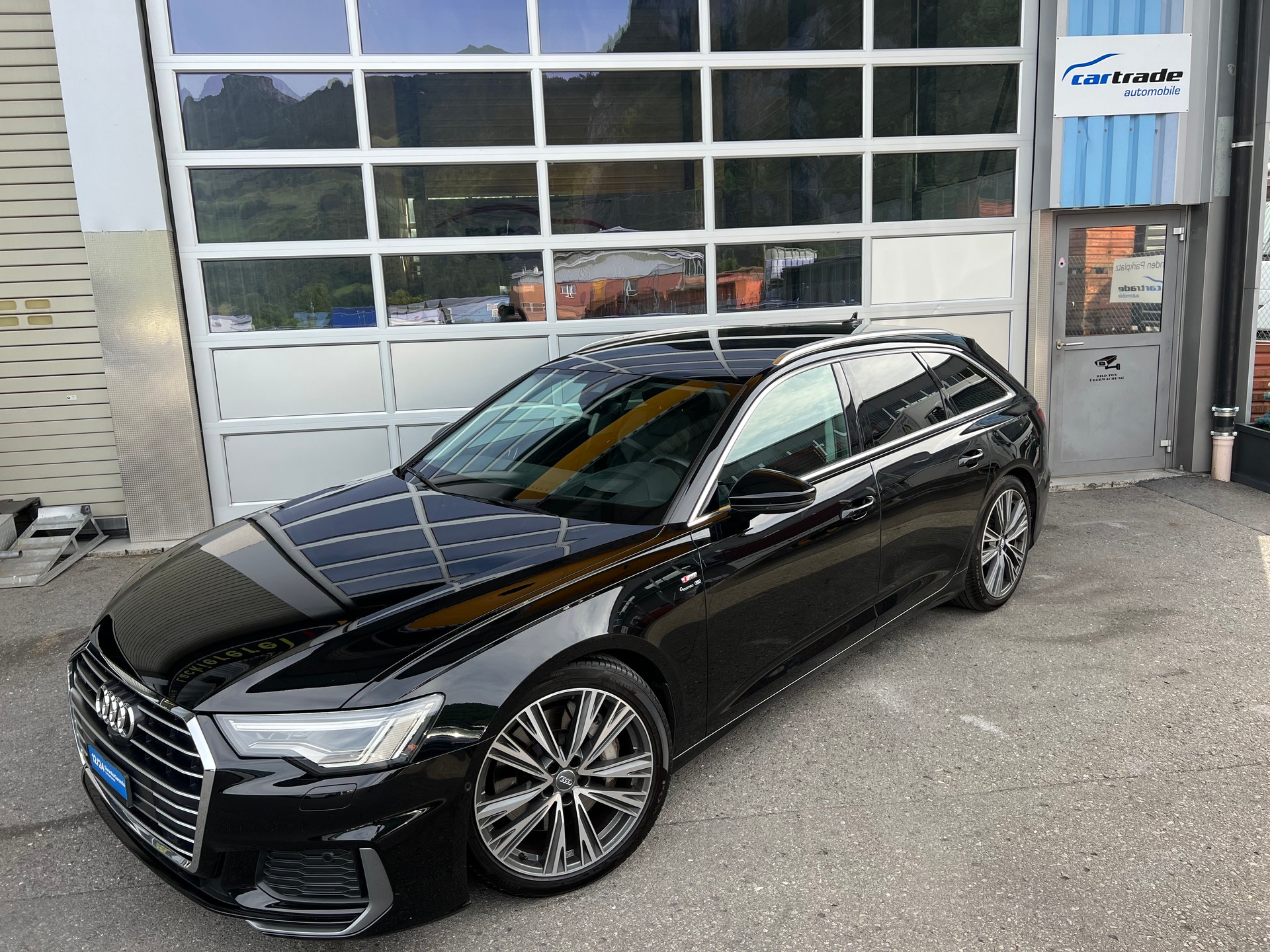 AUDI A6 Avant 55 TFSI S-Line Sport 4x4 S-tronic ** Navi * Head-Up Display * Teilleder * Matrix LED * 12/24 Mt. Garantie möglich ***-image-4