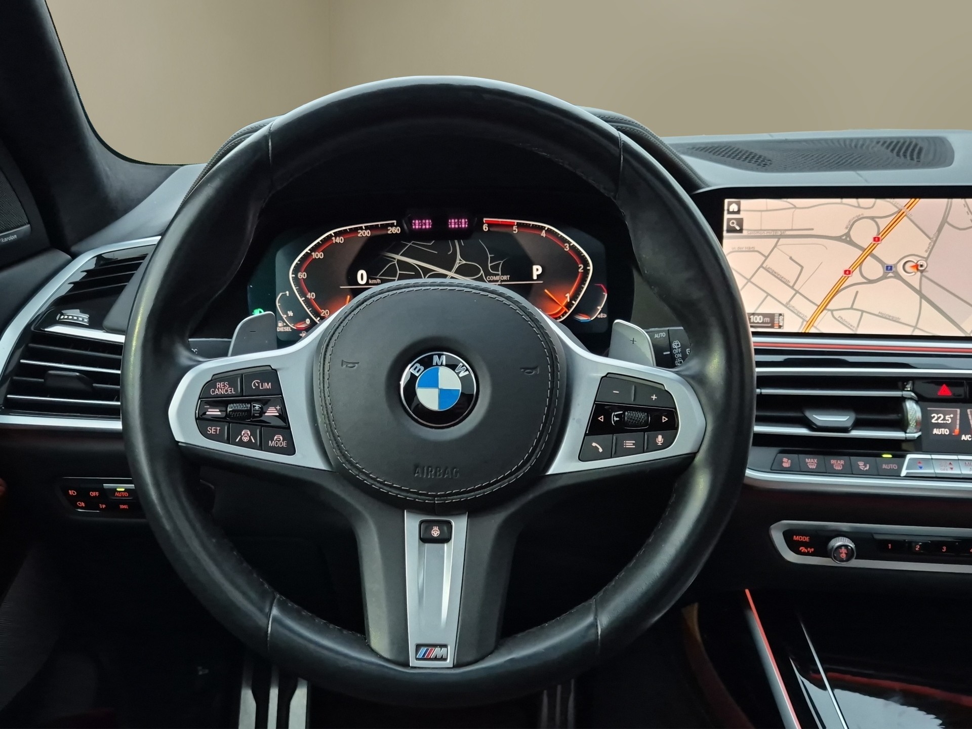 BMW X7 xDrive 30d Steptronic-image-11