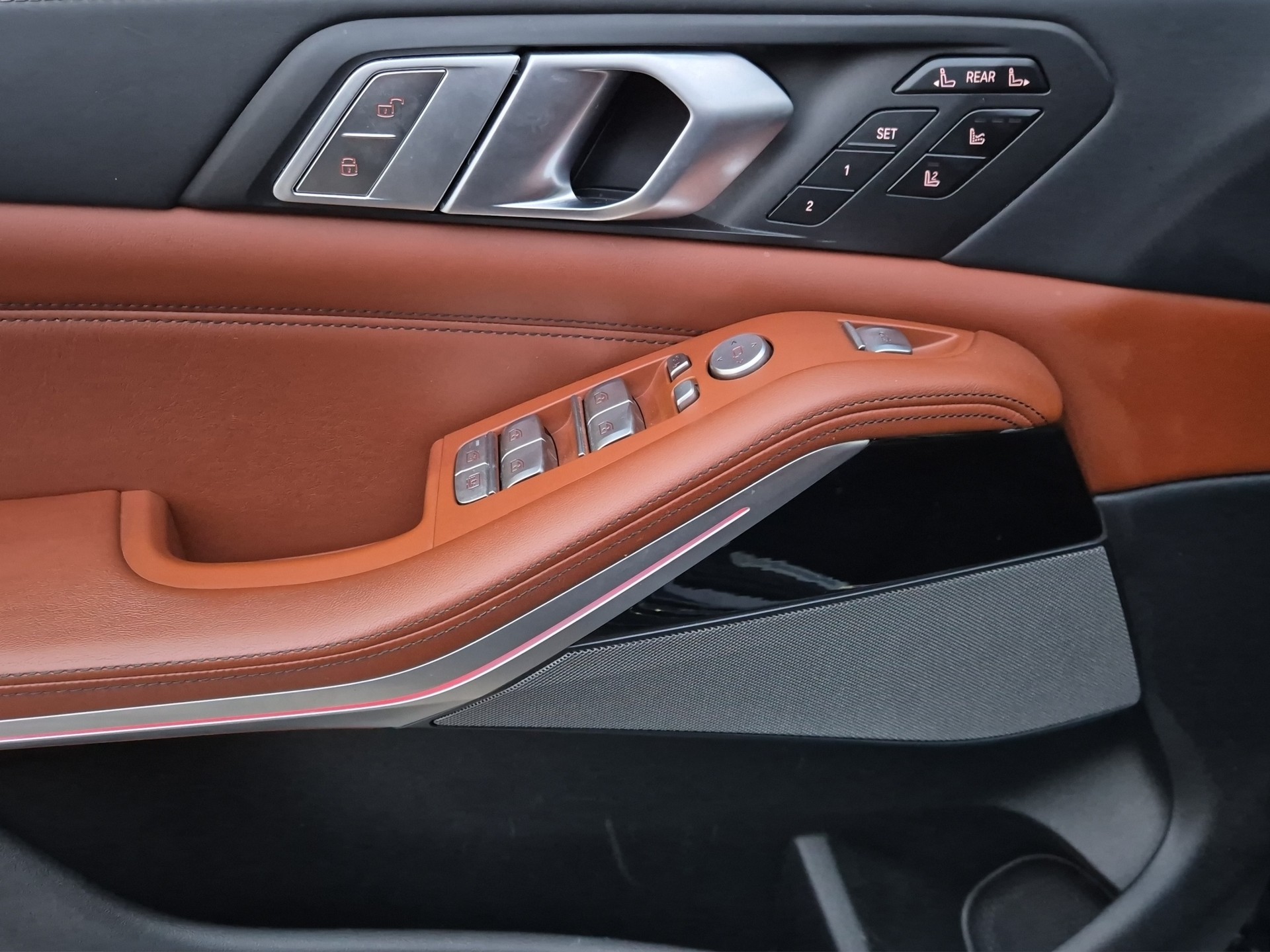 BMW X7 xDrive 30d Steptronic-image-13