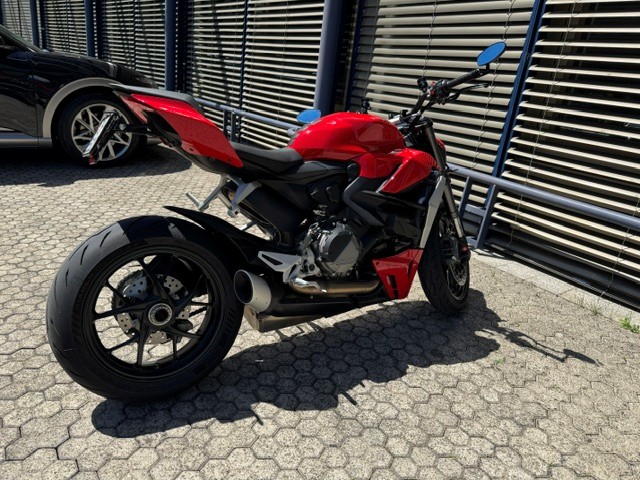 DUCATI Streetfighter V2-image-3