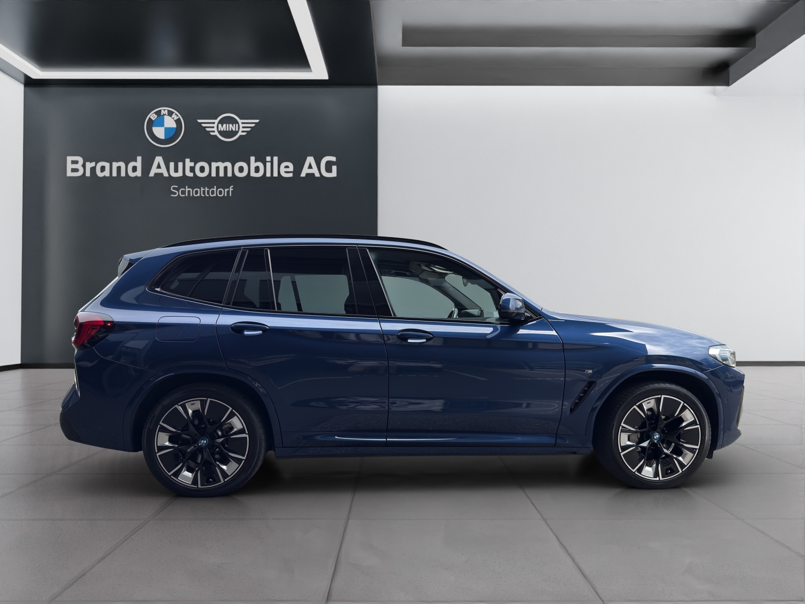 BMW iX3 IMPRESSIVE-image-6