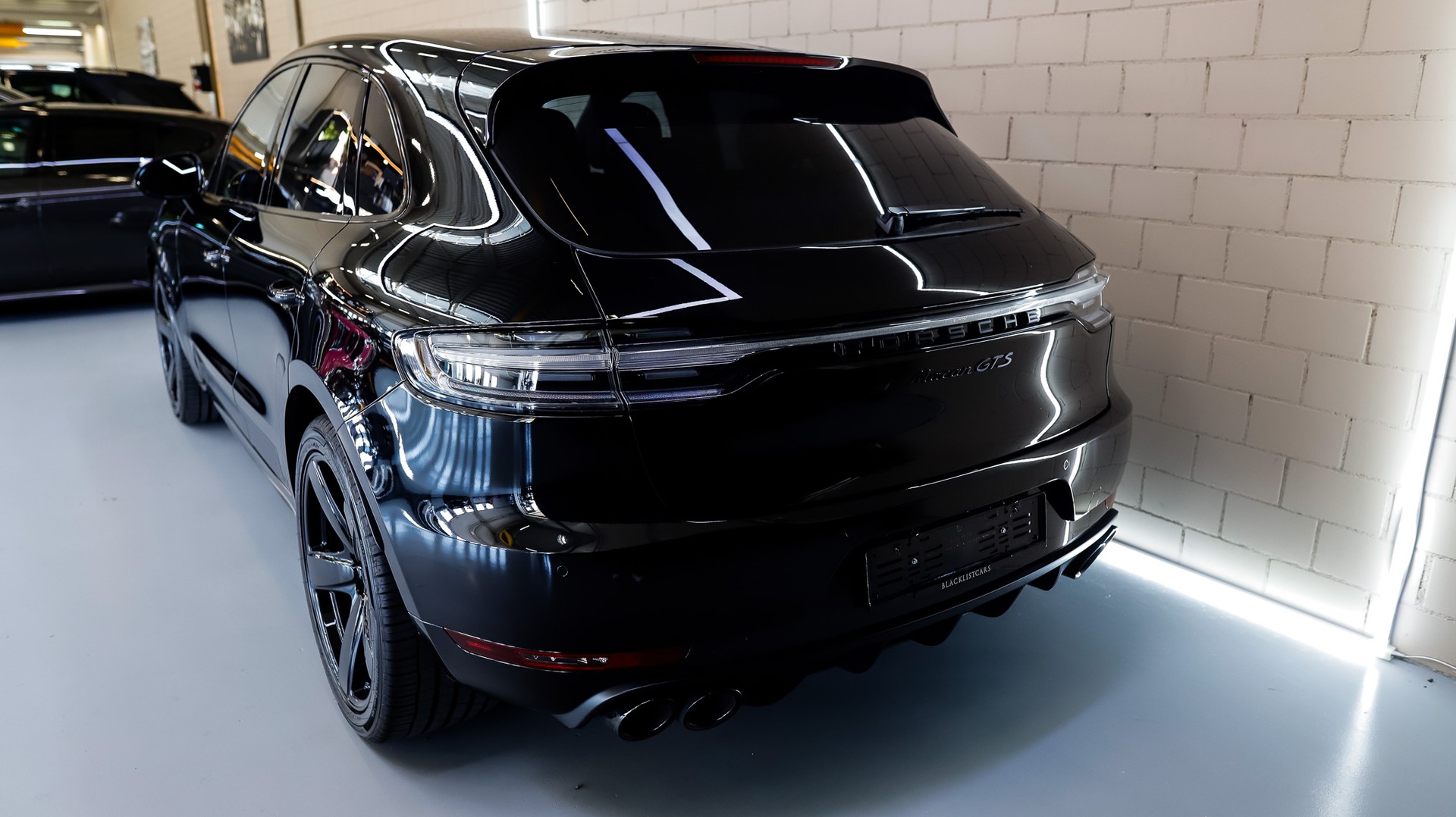 PORSCHE Macan GTS PDK-image-6