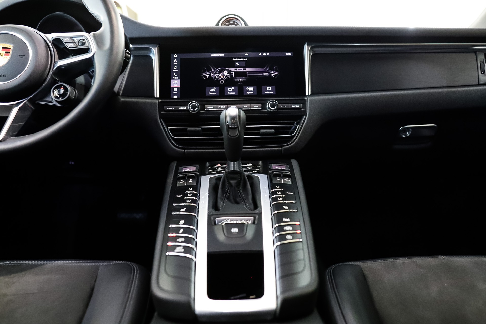 PORSCHE Macan GTS PDK-image-20