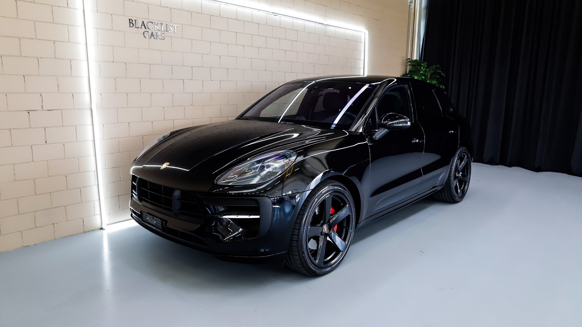 PORSCHE Macan GTS PDK
