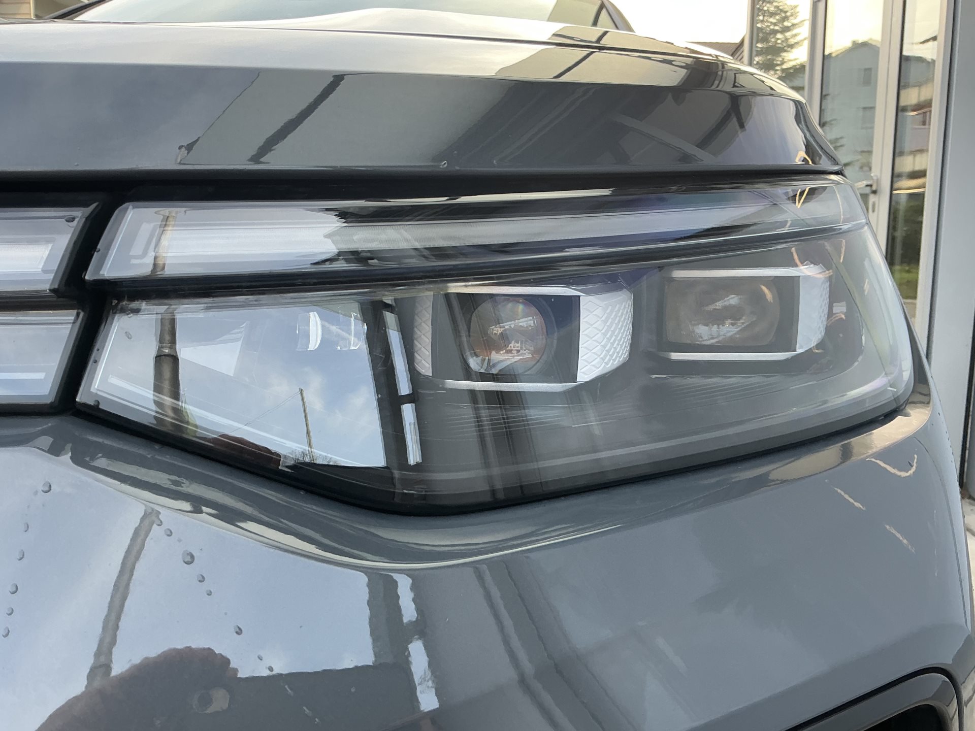 VW Tayron 2.0 TDI 193PS 4Motion R-Line *** BLACK STYLE & PANORAMADACH ***-image-6