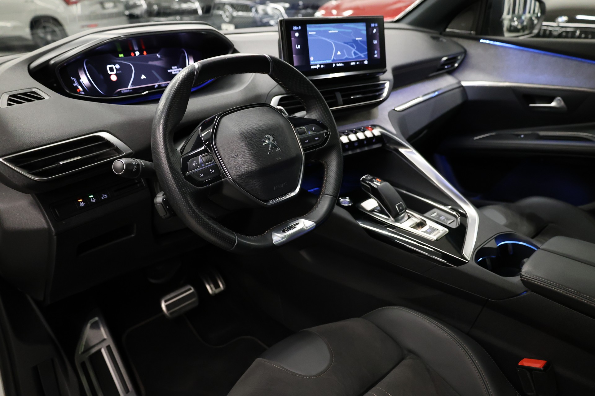 PEUGEOT 5008 1.5 BlueHDi GT Pack-image-16