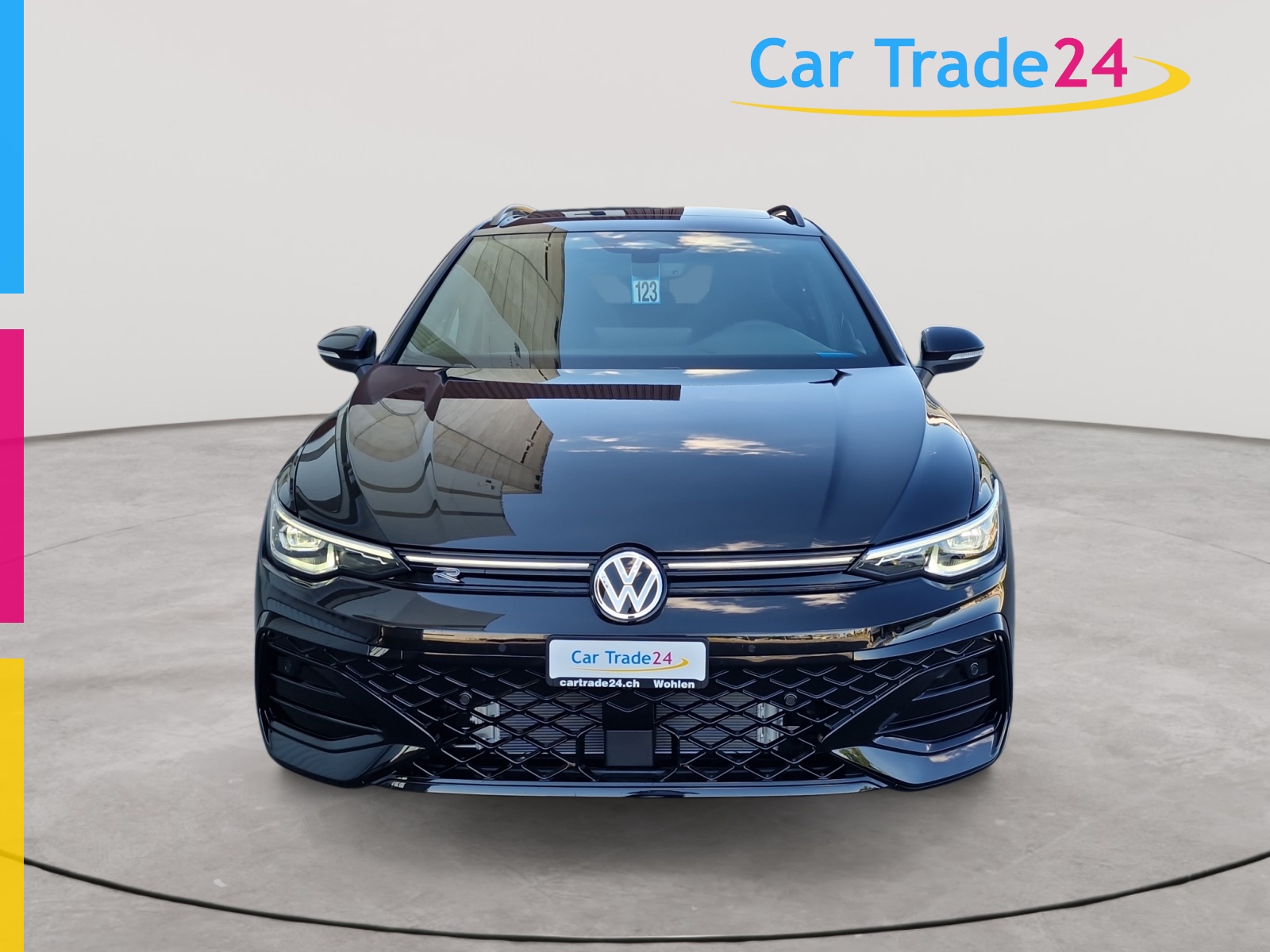 VW Golf Variant 1.5 eTSI R-Line DSG Panorama AHK-showroom-element-2