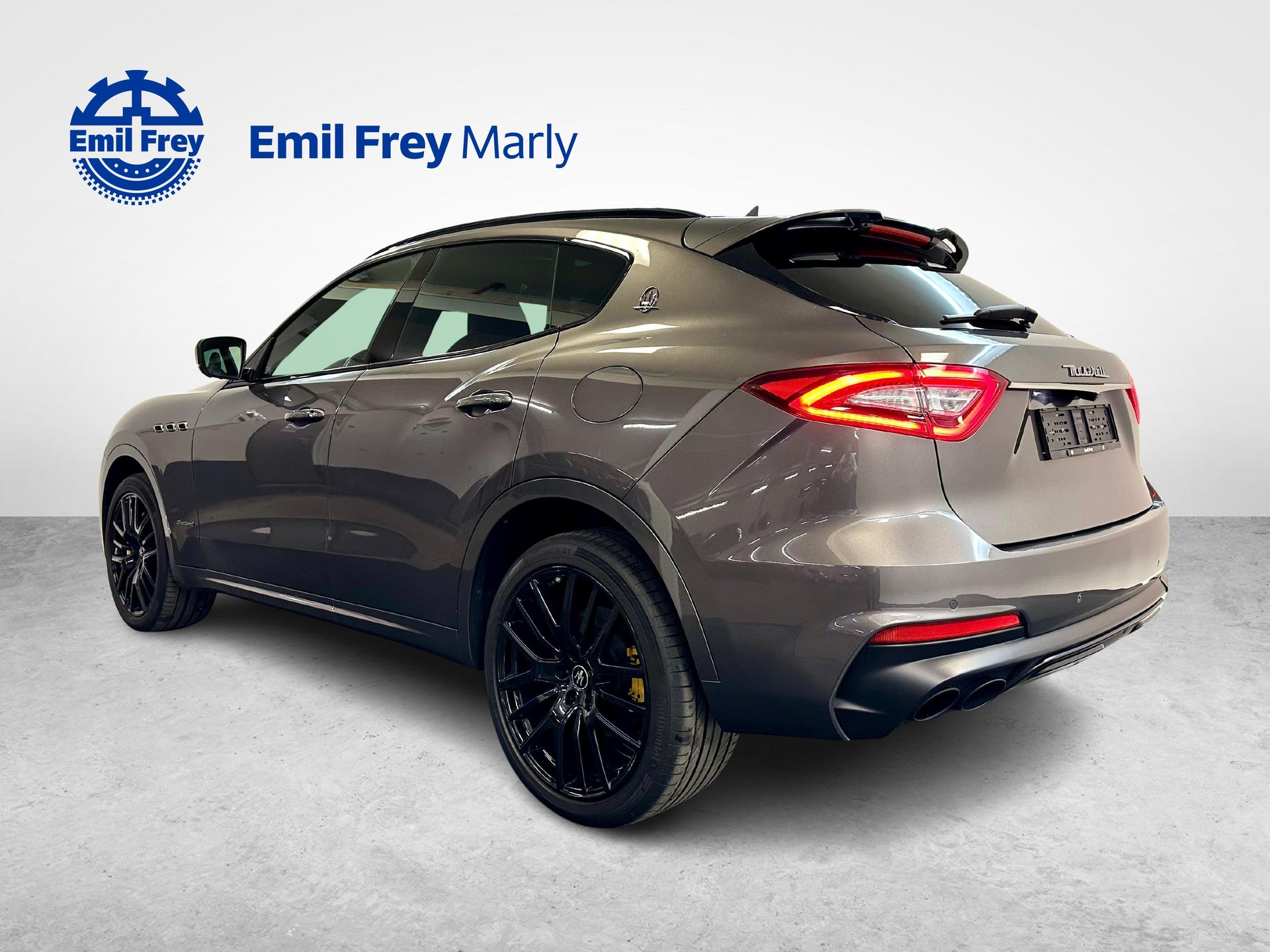 MASERATI Levante 3.0 V6 GranSport-showroom-element-2