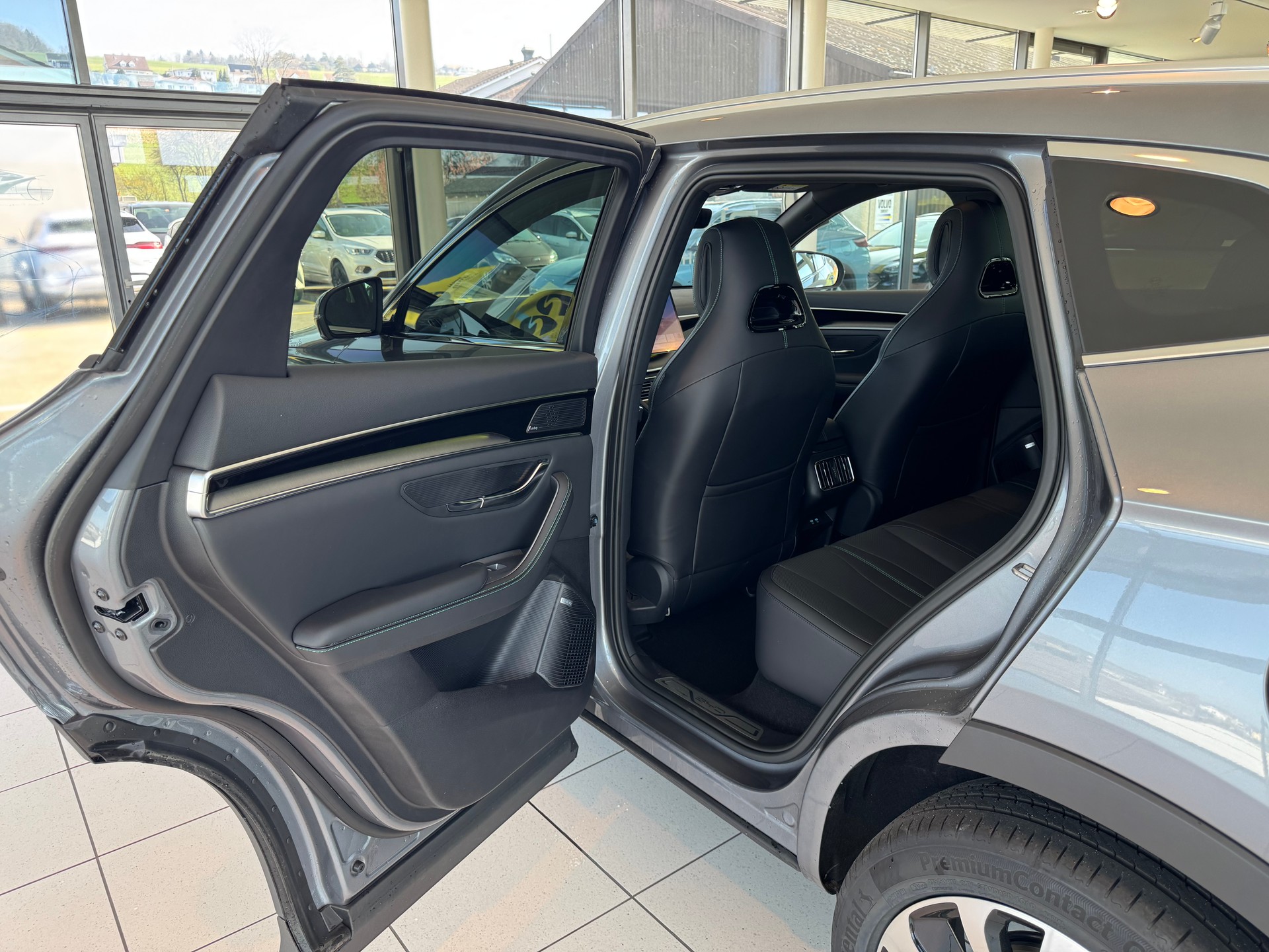 BYD Seal U DM-i Design AWD-image-26