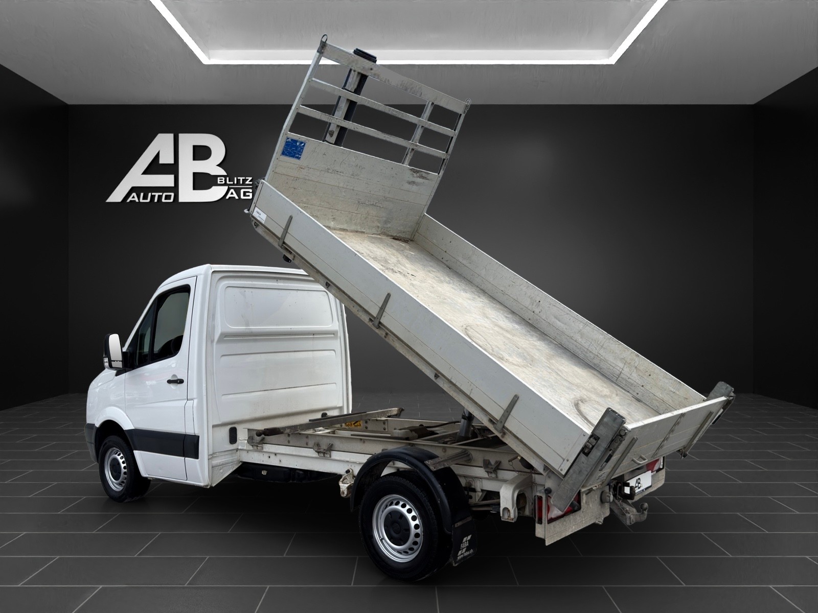 VW Crafter 35 2.0 TDI CR * 3-Seitenkipper * 3-Plätzer * Nutzlast 1150kg * AHK 3500 kg *-showroom-element-1