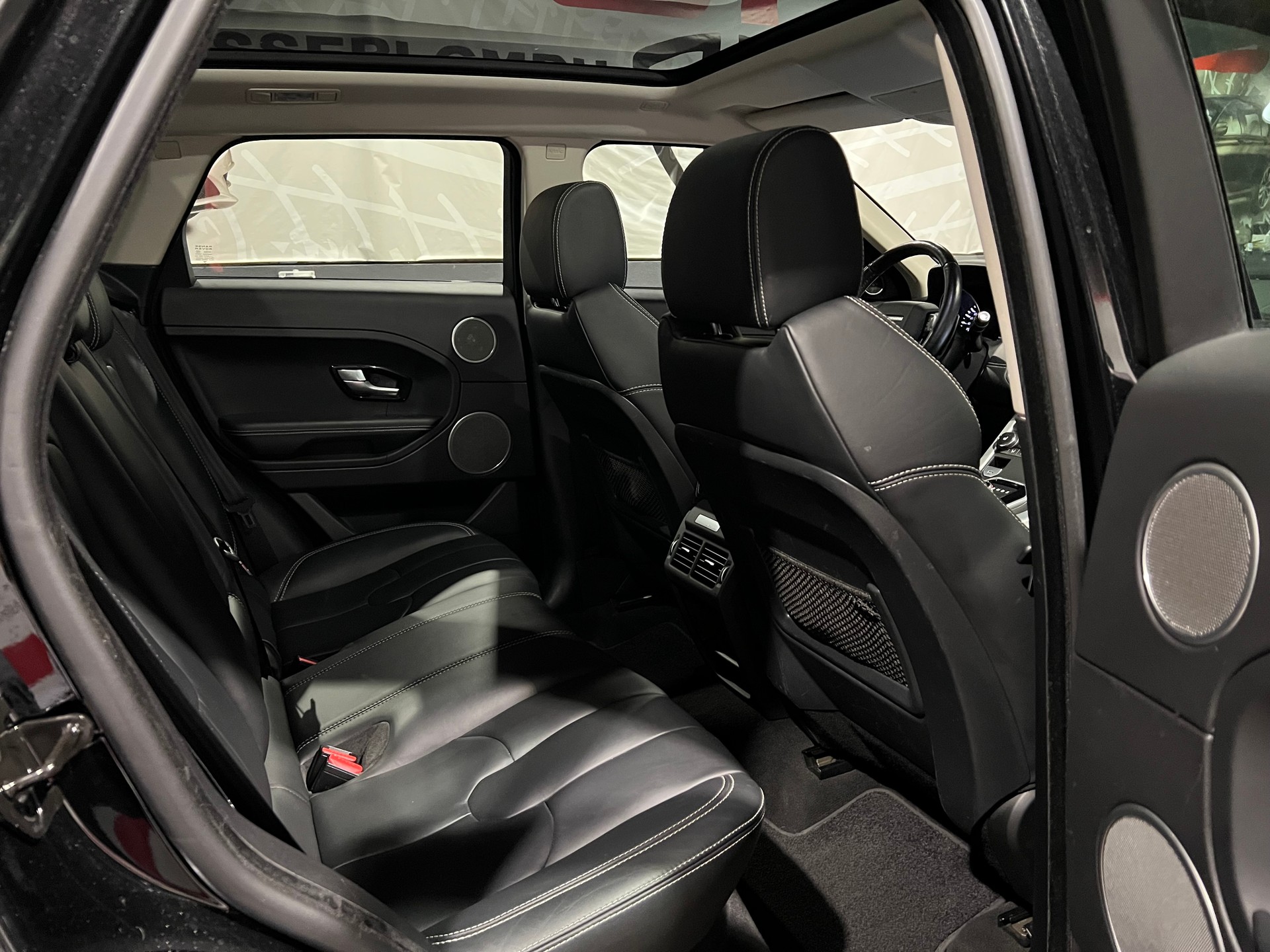 LAND ROVER Range Rover Evoque 2.2 SD4 Prestige AT9-image-14