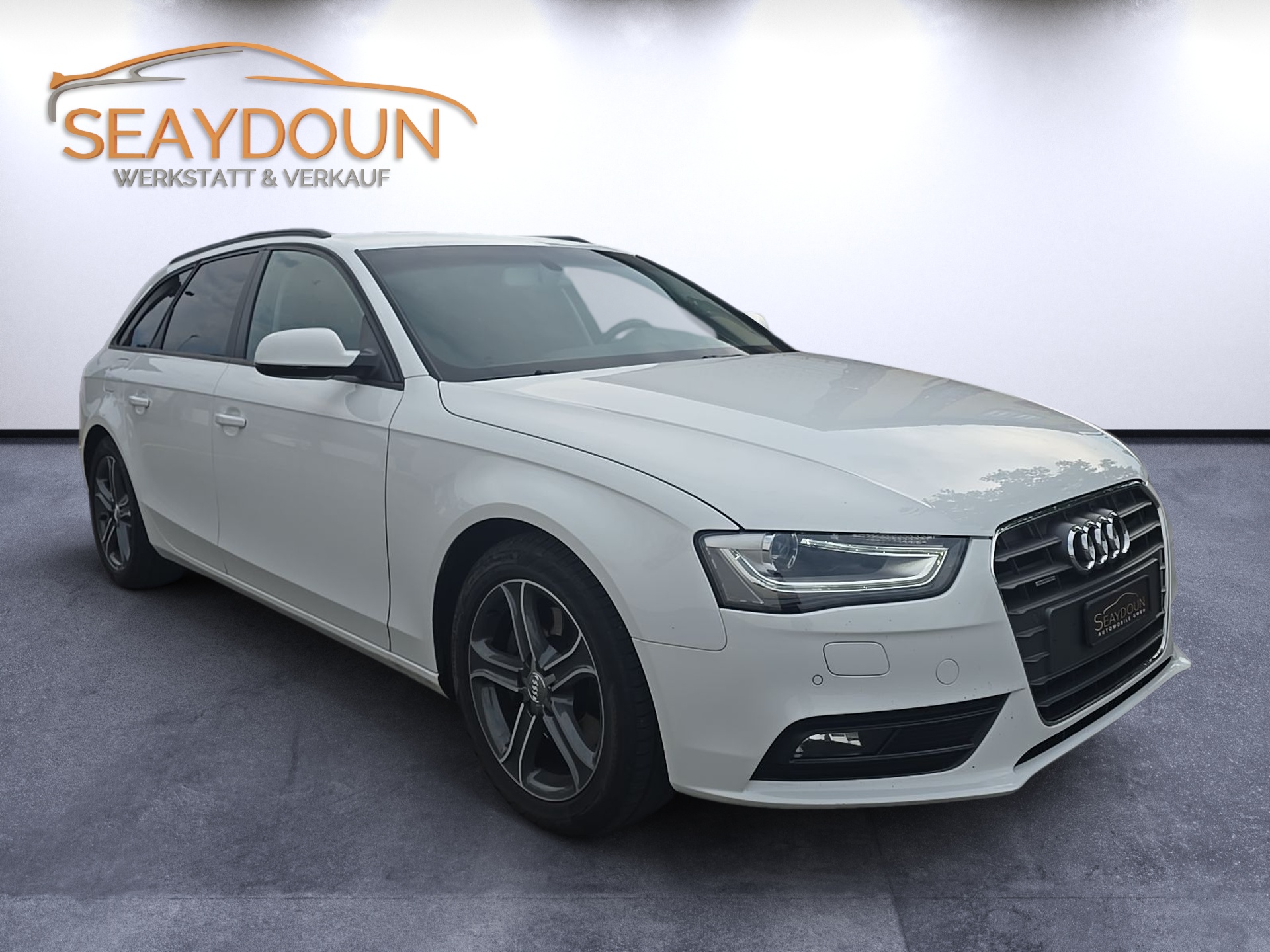 AUDI A4 Avant 2.0 TFSI quattro s-tronic-showroom-element-1