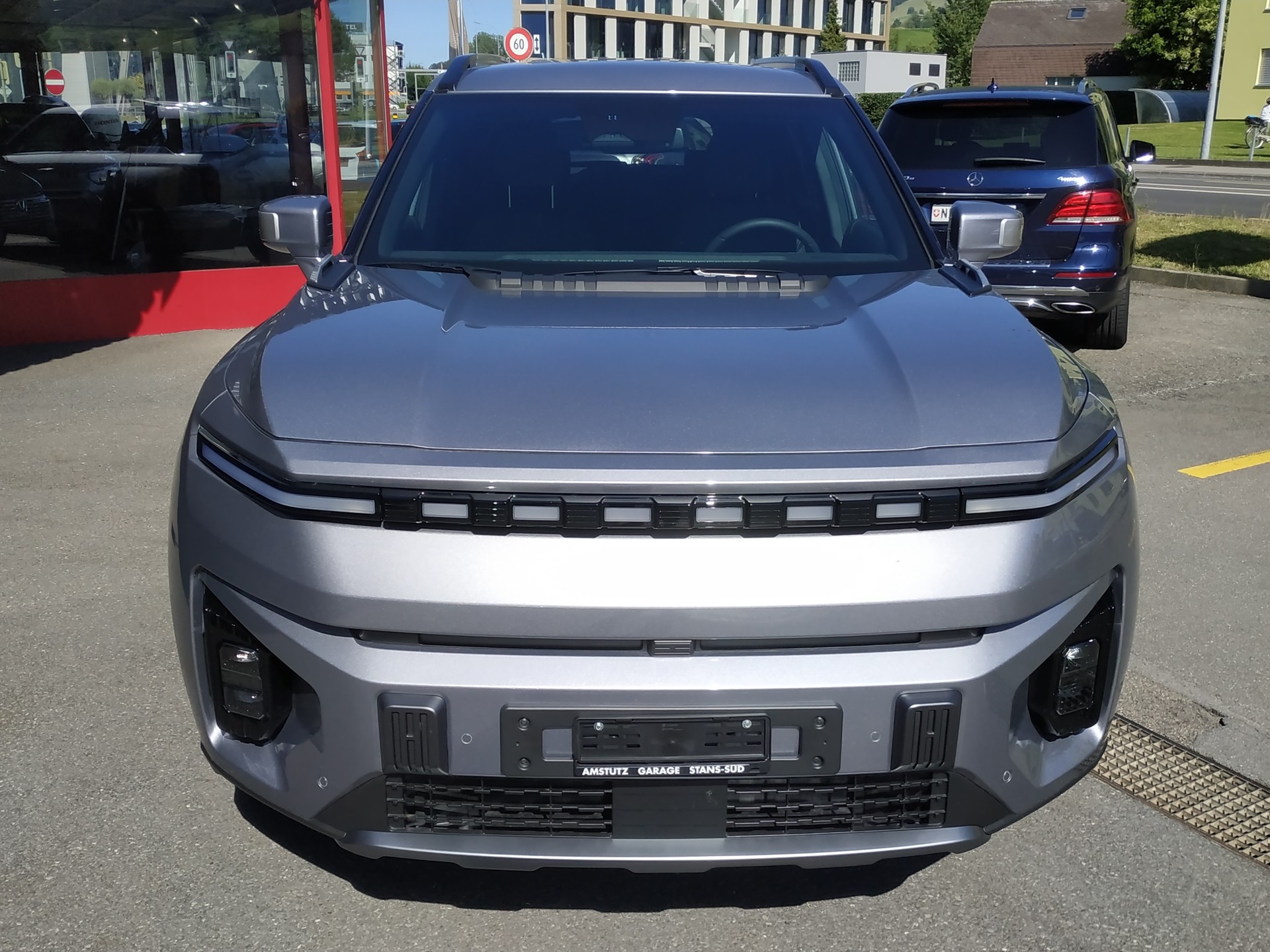 KGM-SsangYong Torres EVX Platinum-showroom-element-2