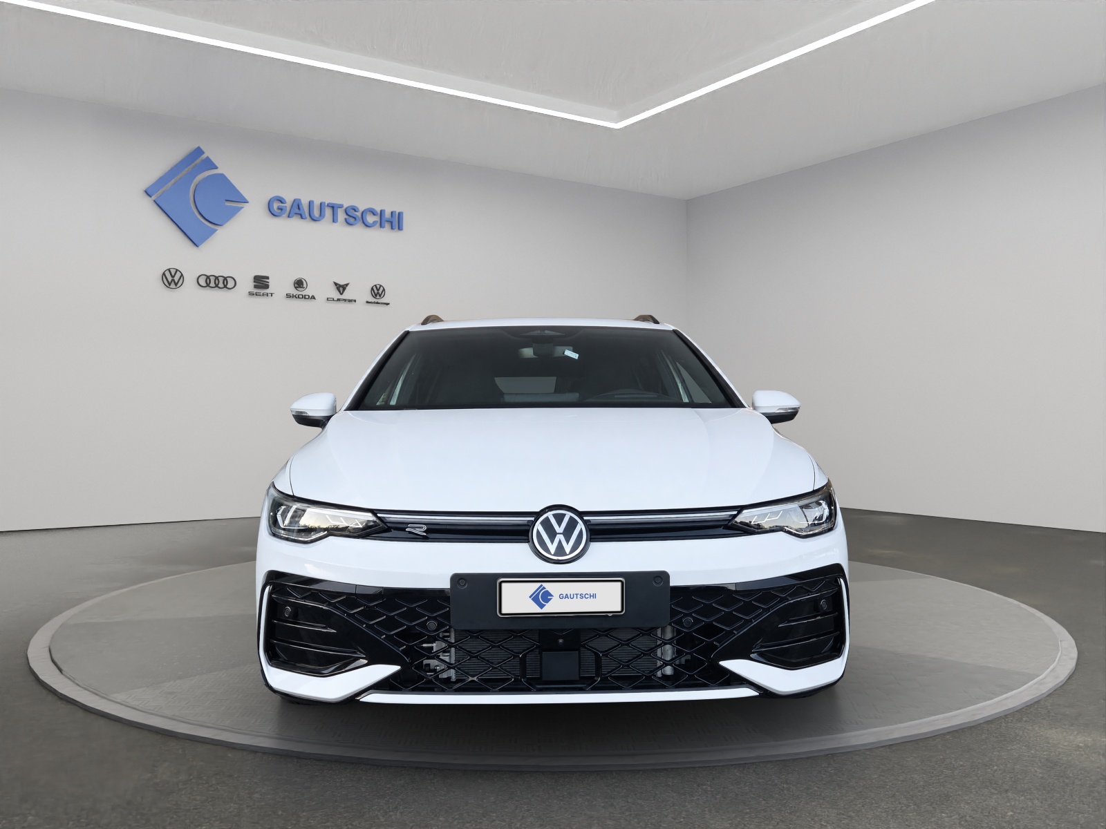 VW Golf Variant 2.0 TSI R-Line DSG 4 Motion-image-4