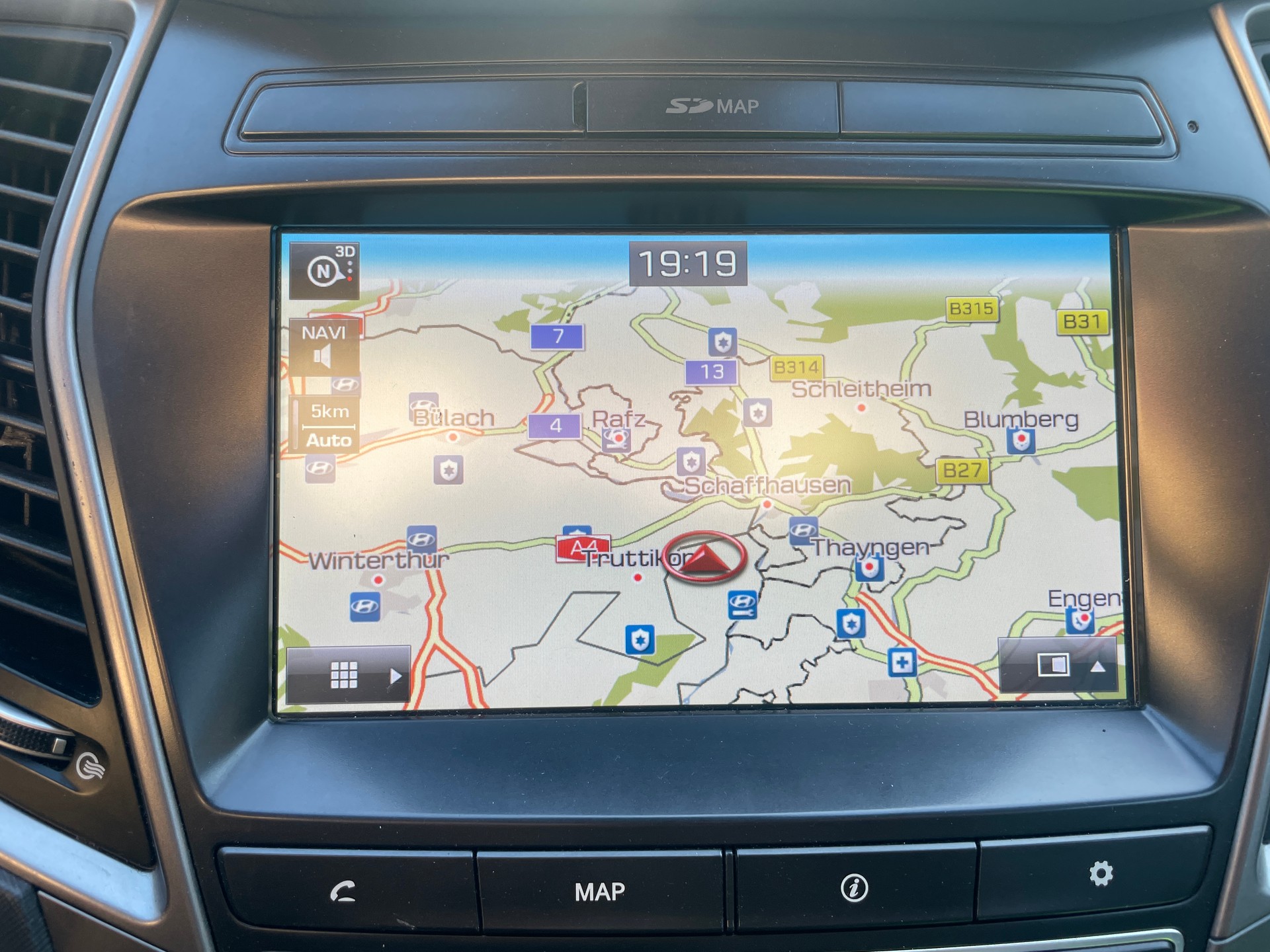 HYUNDAI Grand SantaFe Model 2017 7Plätze 4WD Automatic *FRISCH AB Service und MFK*-image-6