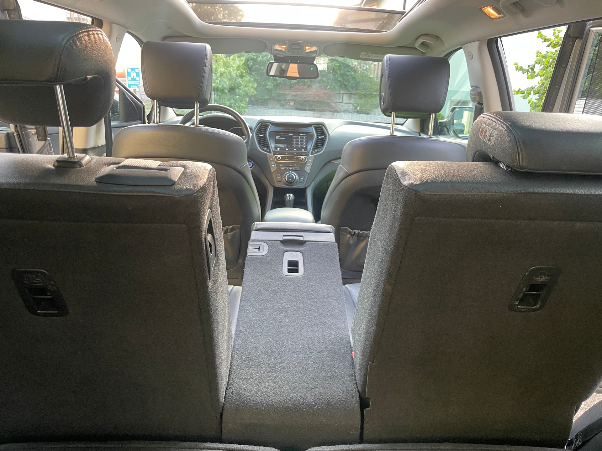 HYUNDAI Grand SantaFe Model 2017 7Plätze 4WD Automatic *FRISCH AB Service und MFK*-image-9