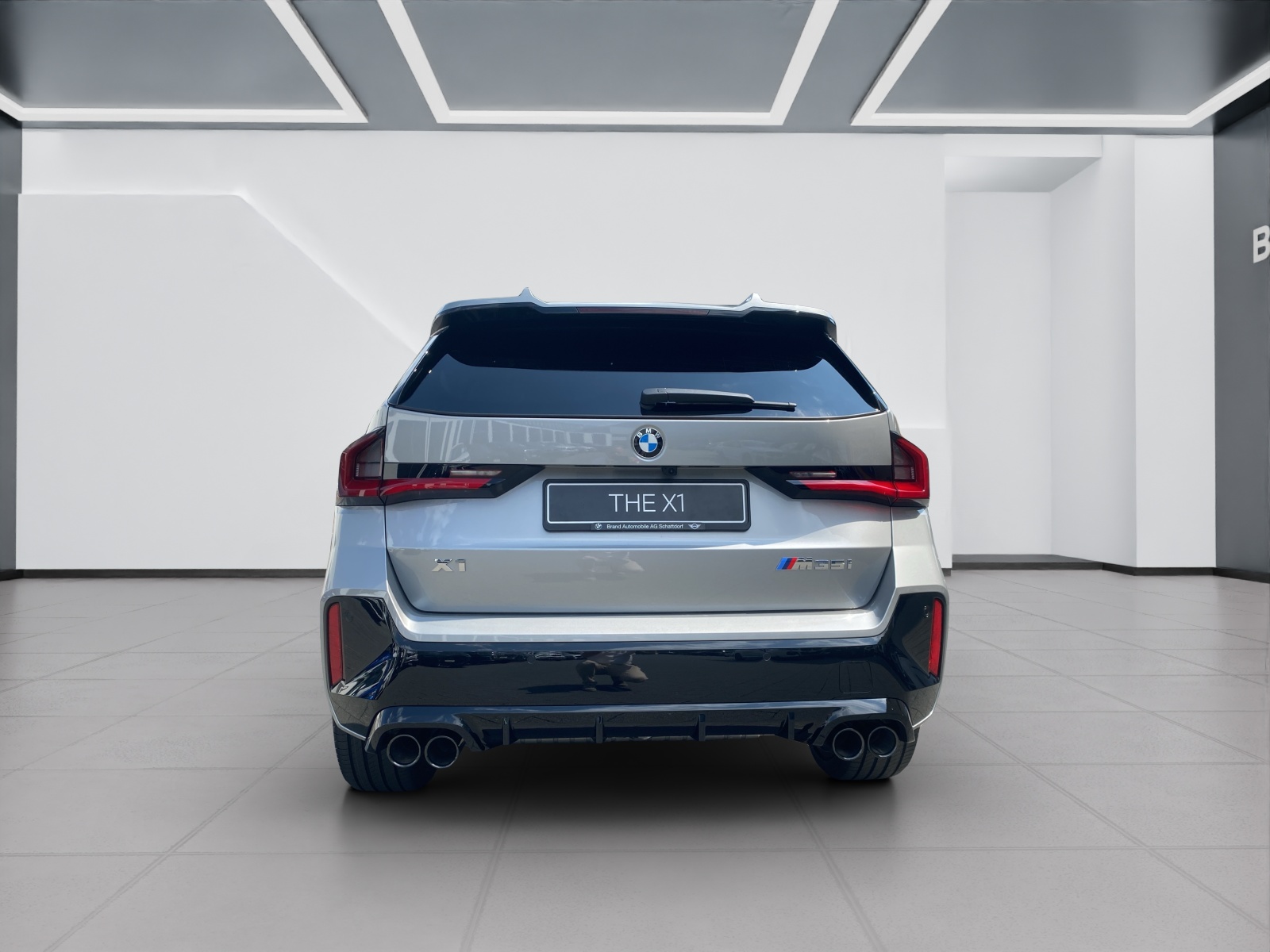 BMW X1 M35i-showroom-element-3