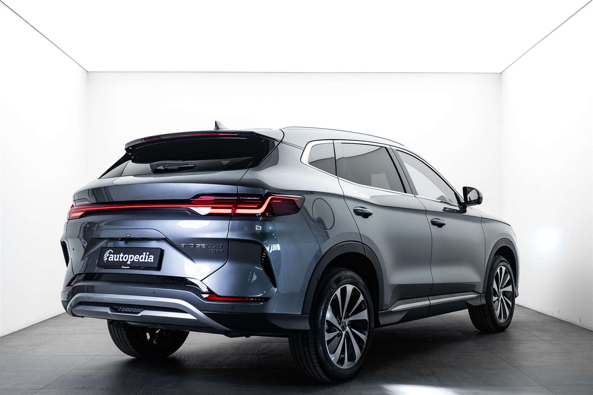 BYD BYD Seal U DM-i PHEV Design AWD 324PS Automat-showroom-element-2