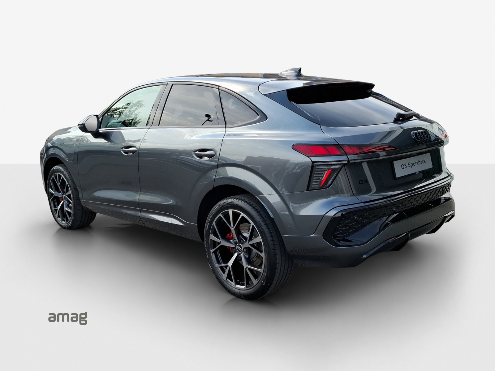 AUDI Q3 Sportback e-hybrid 200 kW S tronig-showroom-element-2