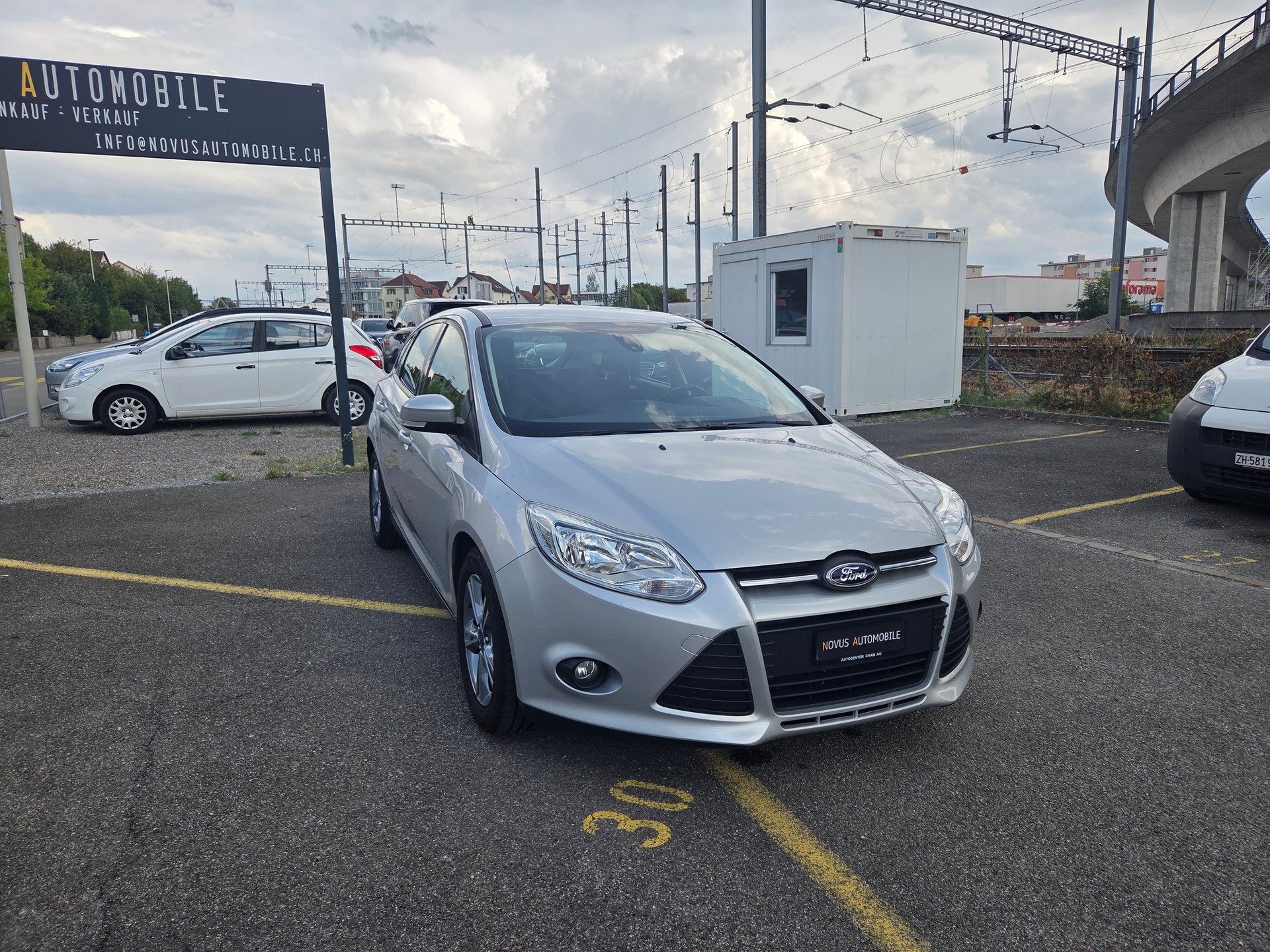 FORD Focus 1.6i VCT Titanium PowerShift-image-6