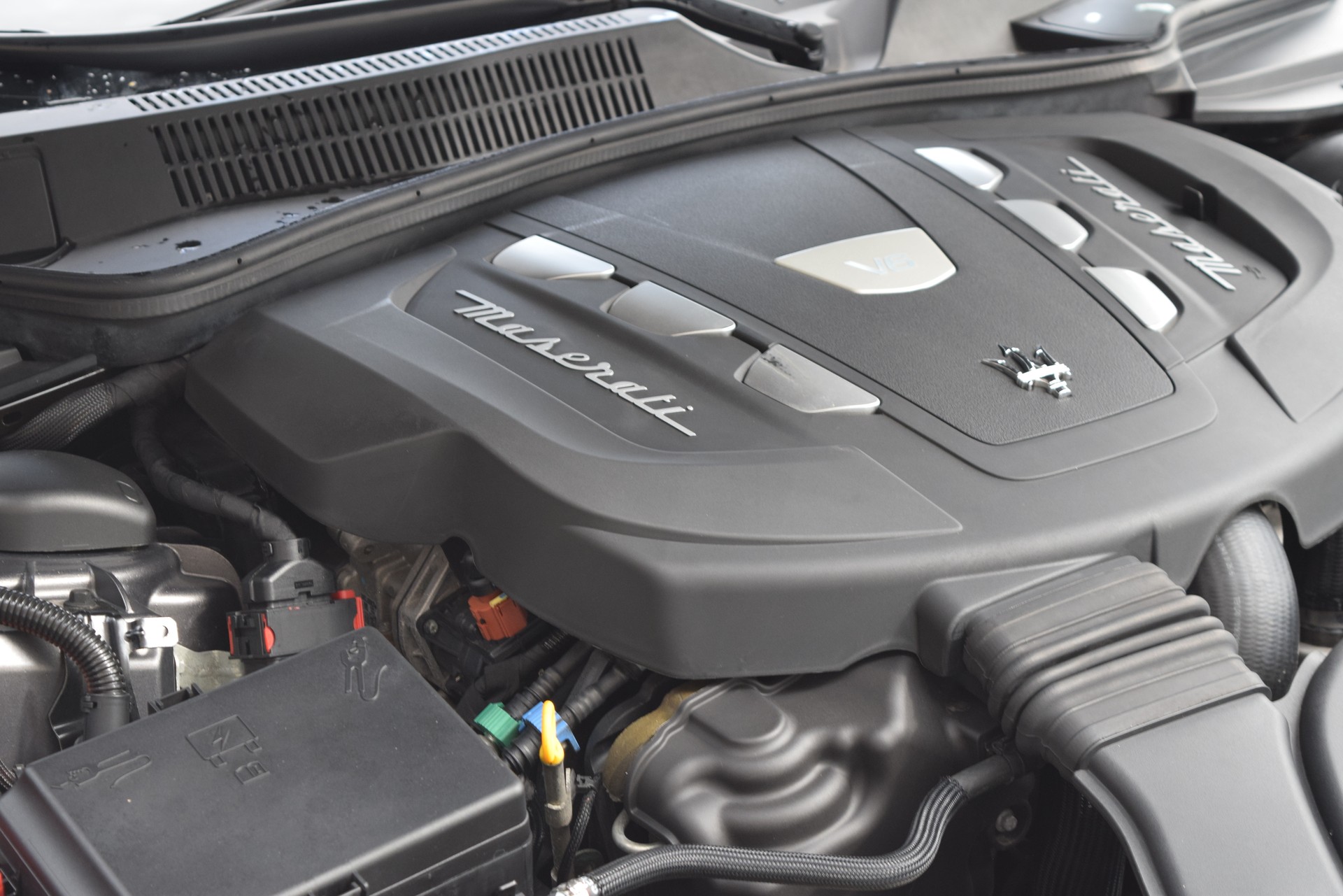 MASERATI Ghibli D 3.0 V6 Automatica-image-17