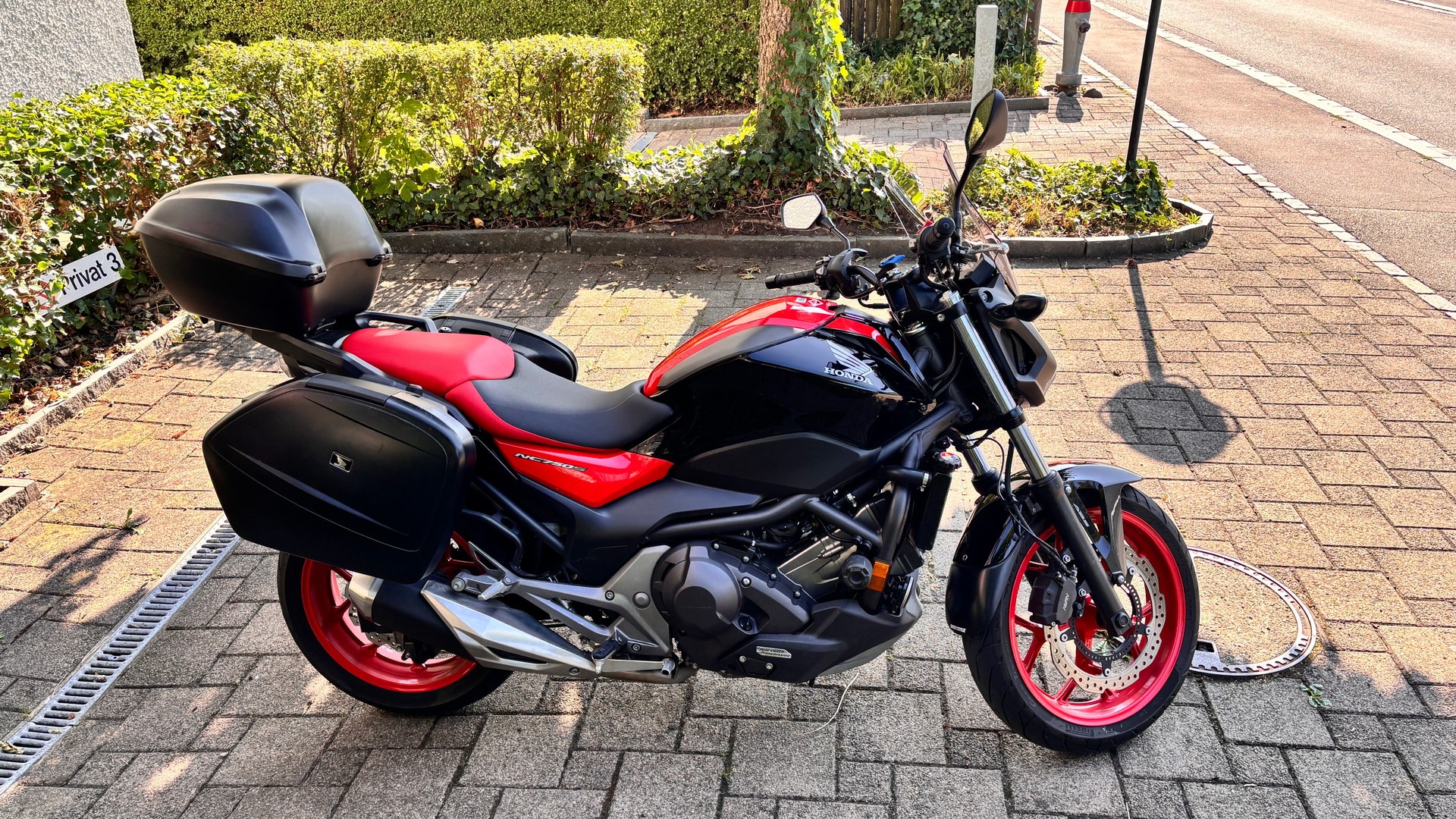 HONDA NC 750 S DCT ABS-image-2