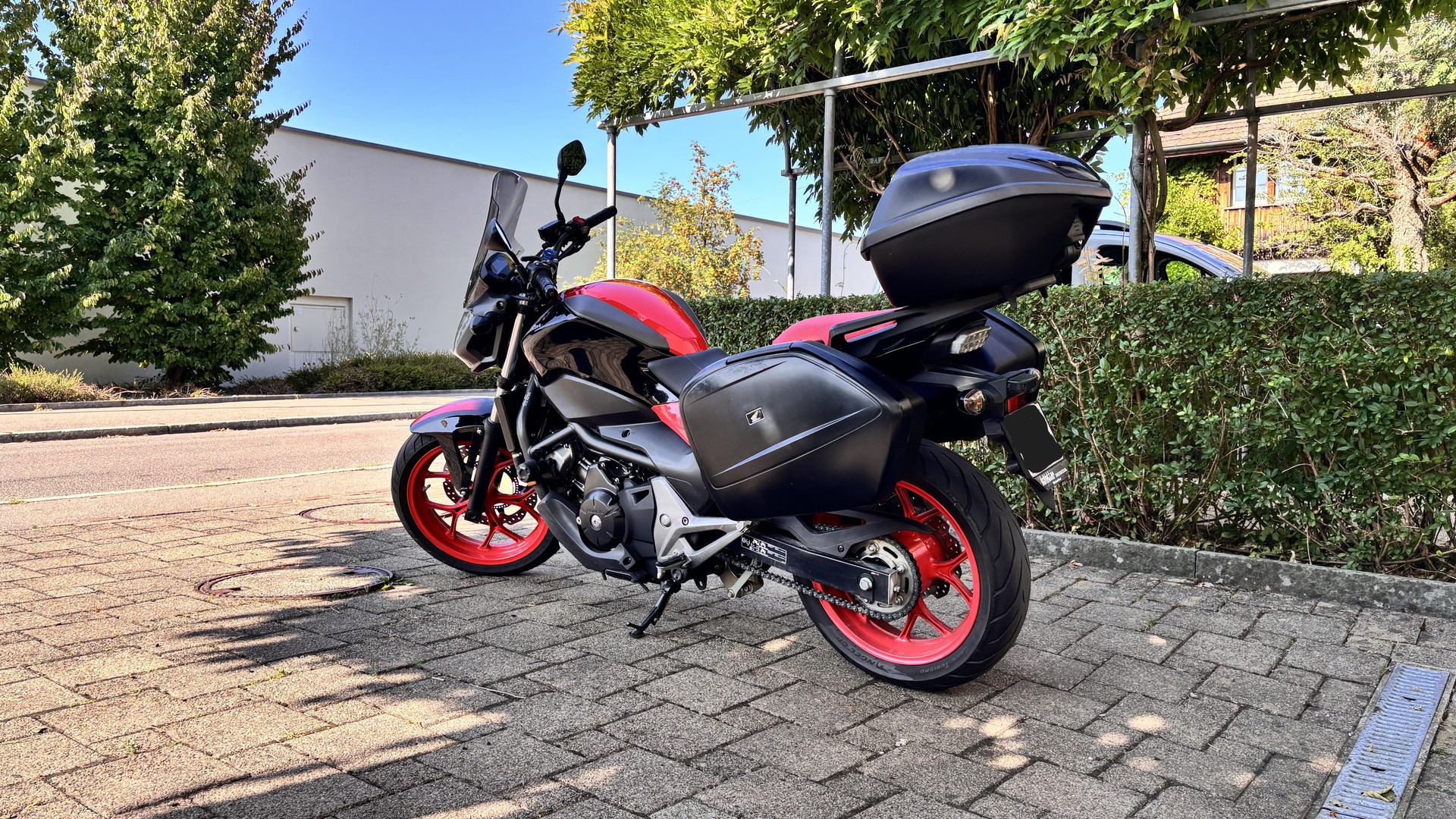 HONDA NC 750 S DCT ABS-image-1