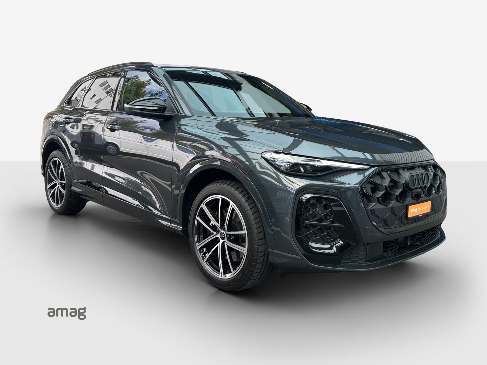 AUDI SQ5 TFSI quattro S-tronic-image-5