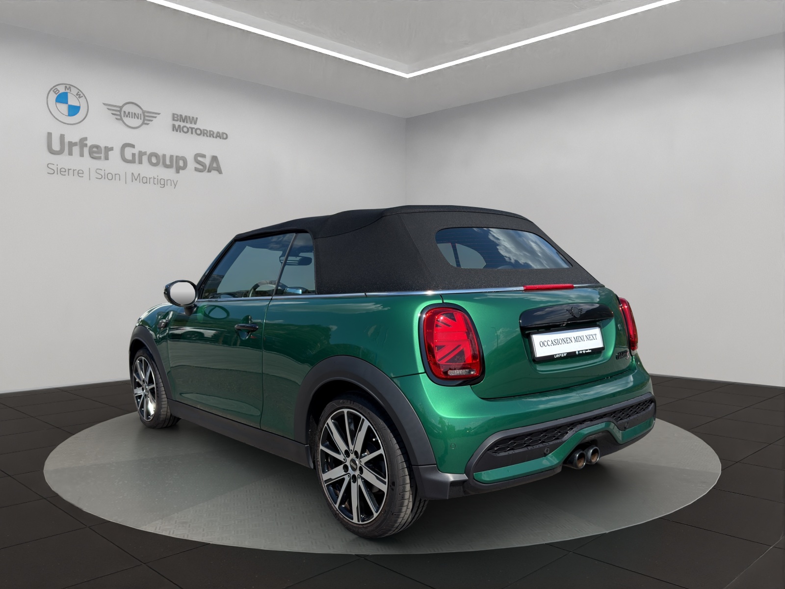 MINI Cooper S Cabriolet DKG-showroom-element-3
