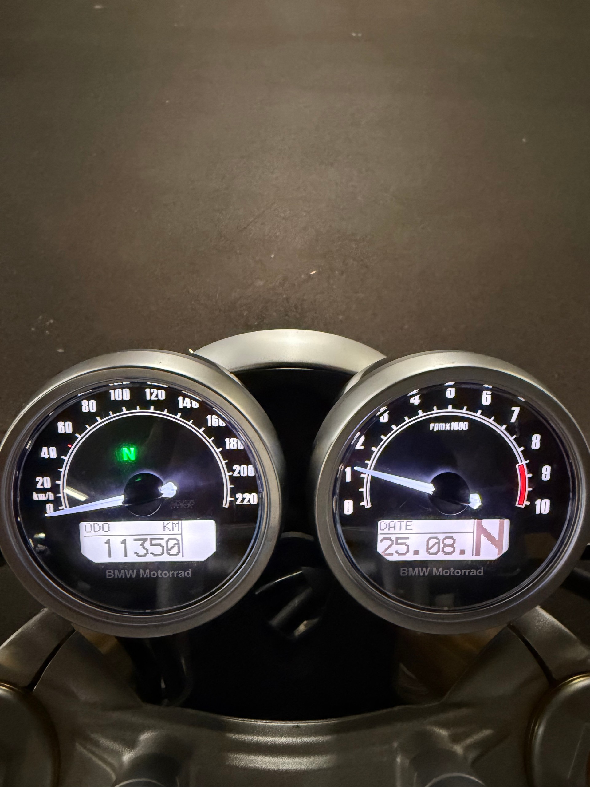 BMW R nineT ABS-image-1
