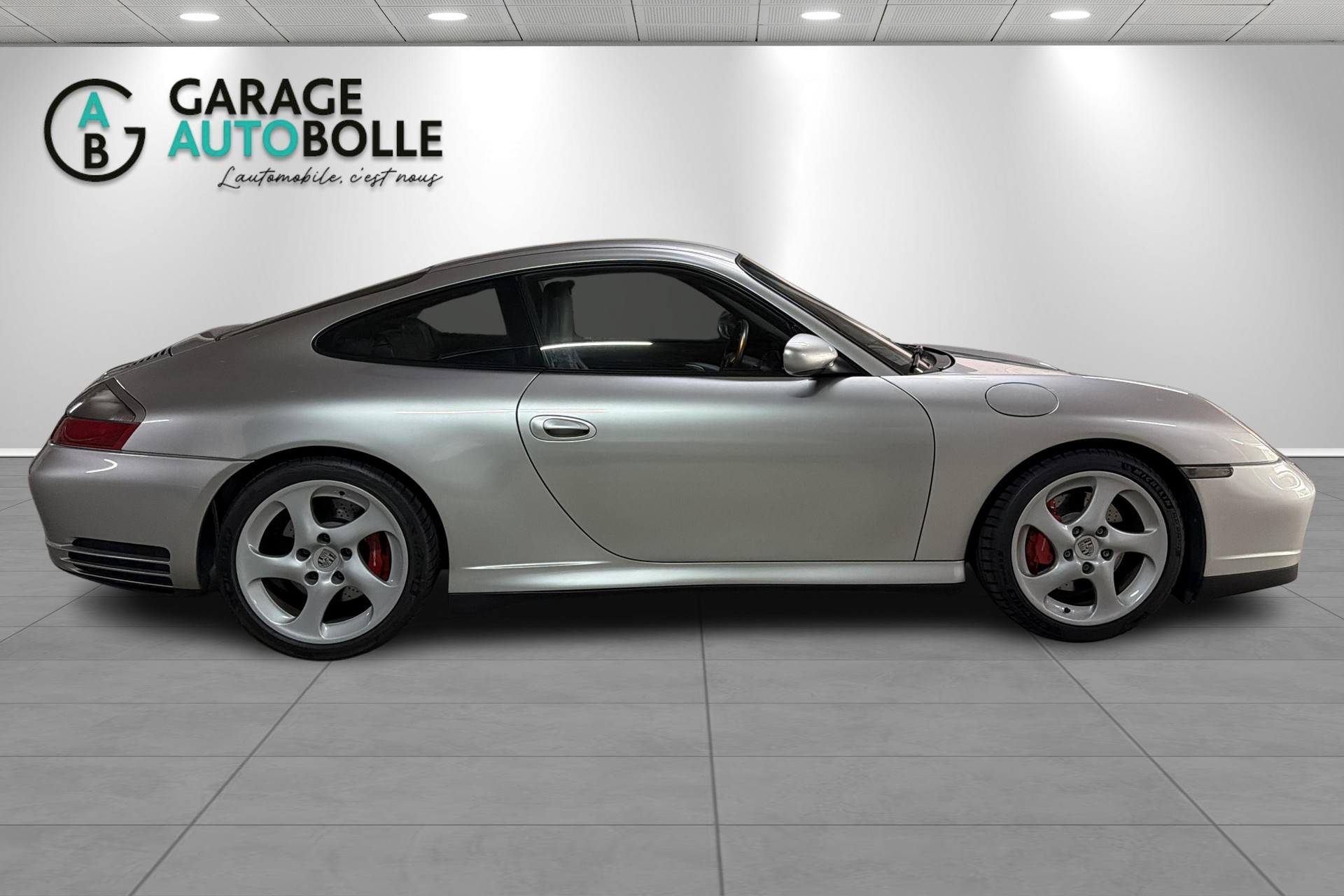 PORSCHE 911 Carrera 4 S-showroom-element-2