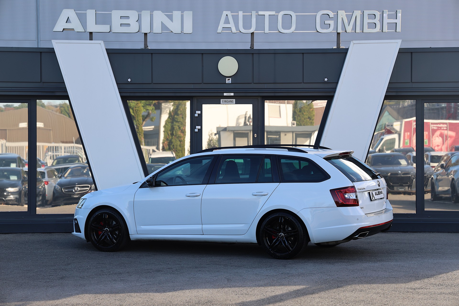 SKODA Octavia Combi 2.0 TDI 184 RS 4x4 DSG-showroom-element-3
