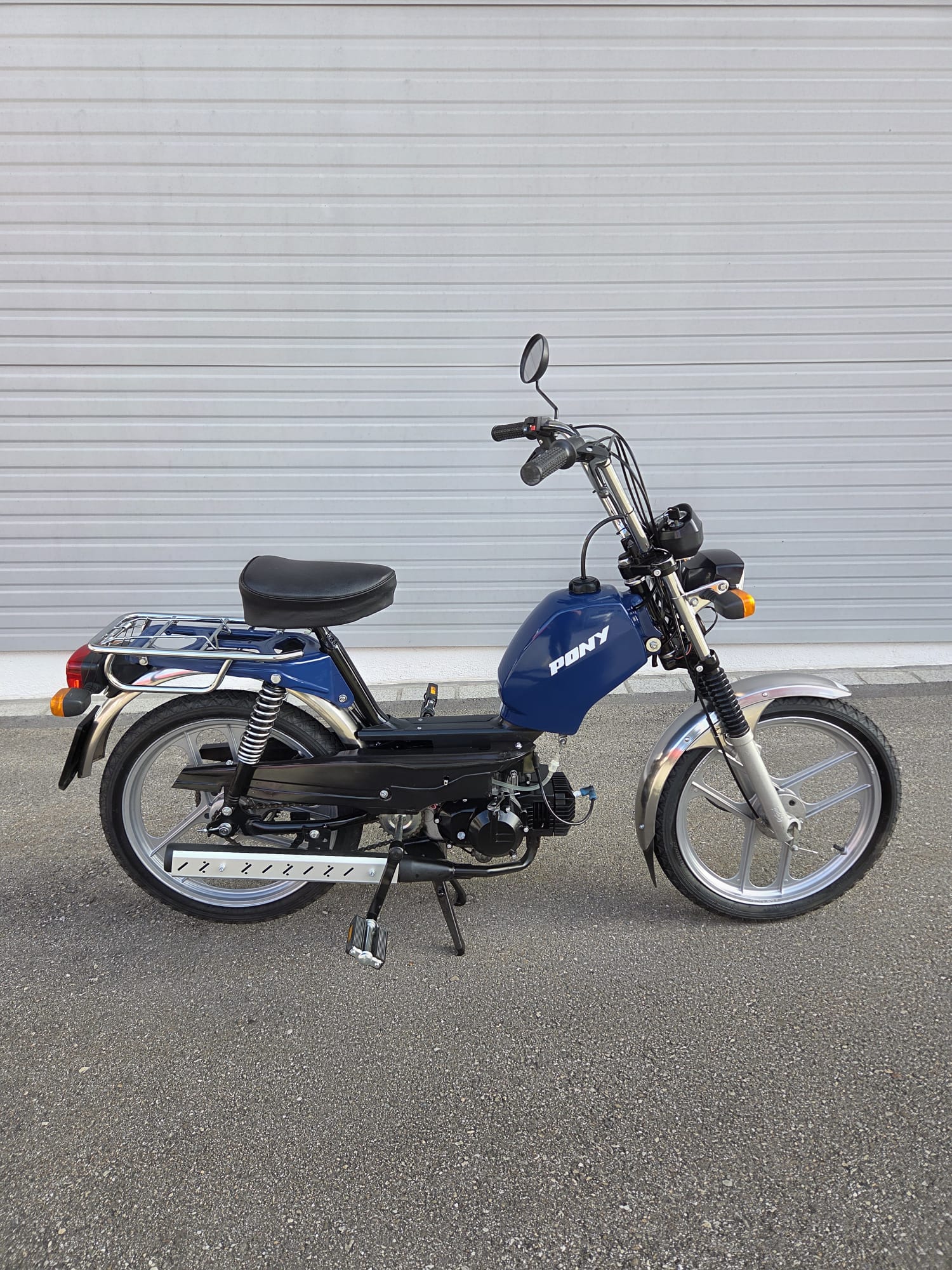 PONY GTX 521 mit 3700km ab Service-image-0
