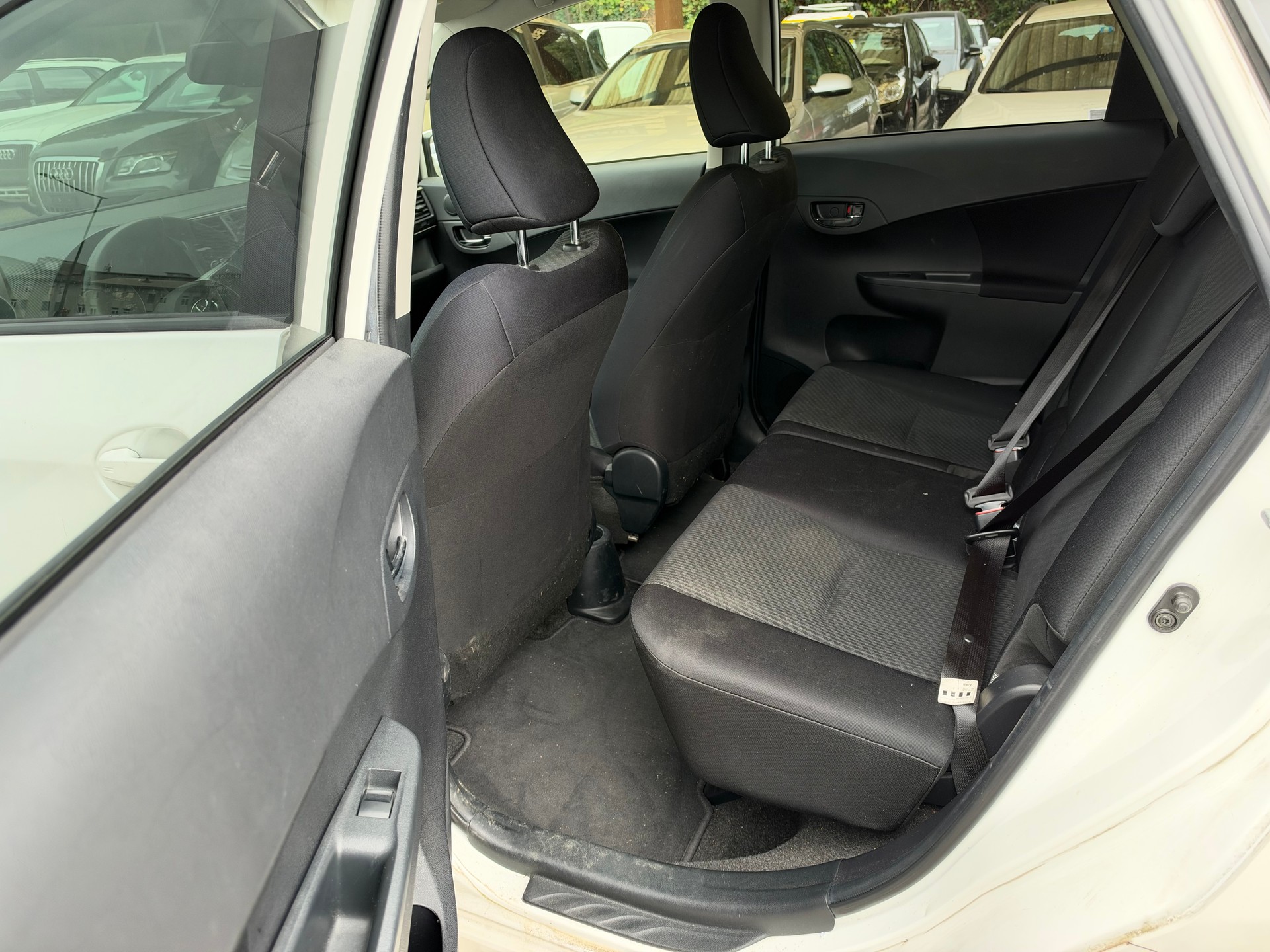 TOYOTA Verso-S 1.33 Linea Luna-image-12