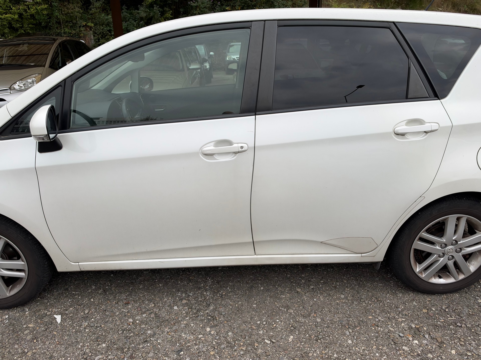TOYOTA Verso-S 1.33 Linea Luna-image-3